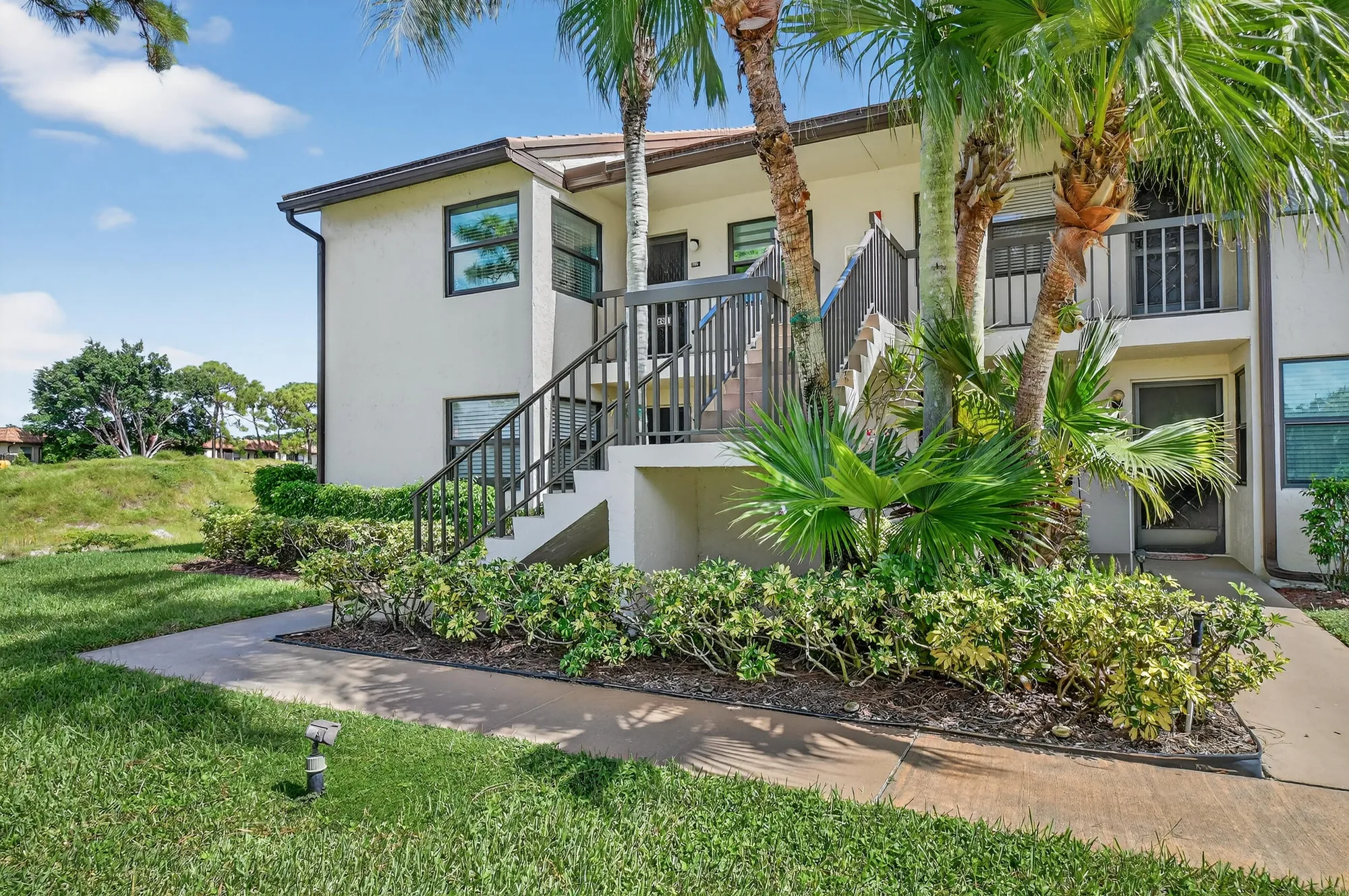 Property Slideshow image 31 of 50 | 7578 tahiti ln apt 201, Lake Worth, FL, 33467