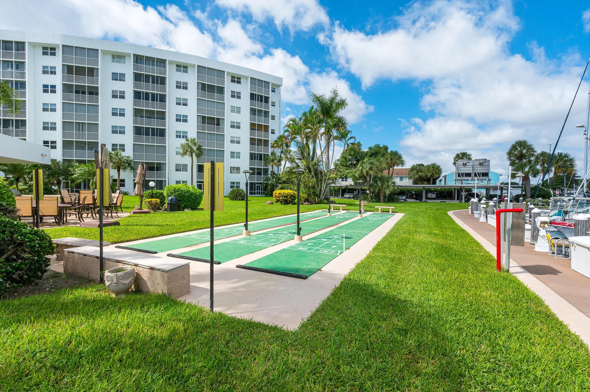 Property Slideshow image 17 of 27 | 2731 ne 14th street cswy apt 430, Pompano Beach, FL, 33062
