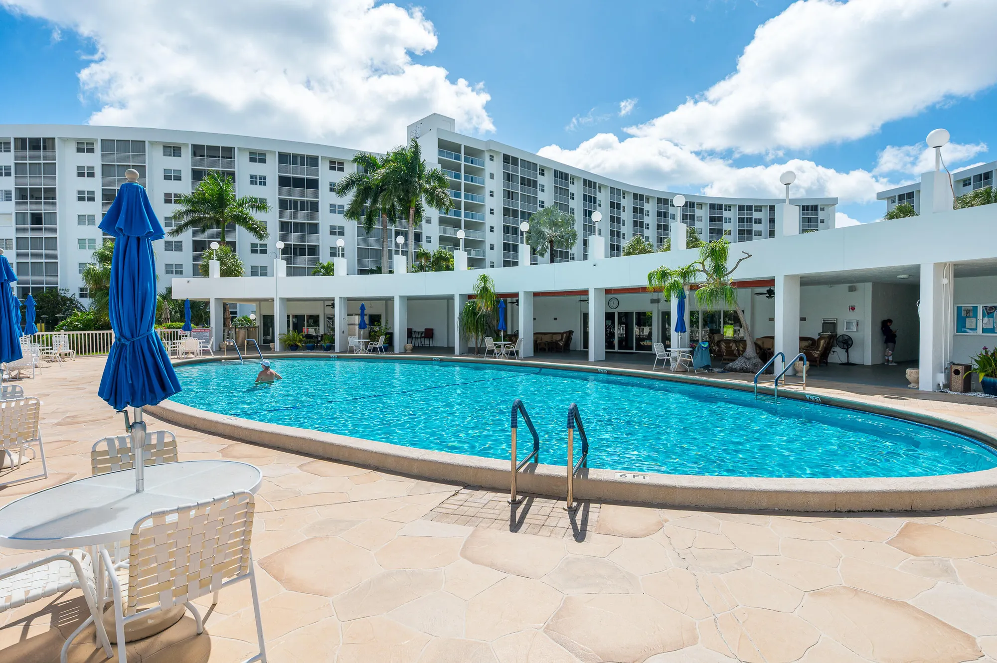 Property Slideshow image 20 of 27 | 2731 ne 14th street cswy apt 430, Pompano Beach, FL, 33062