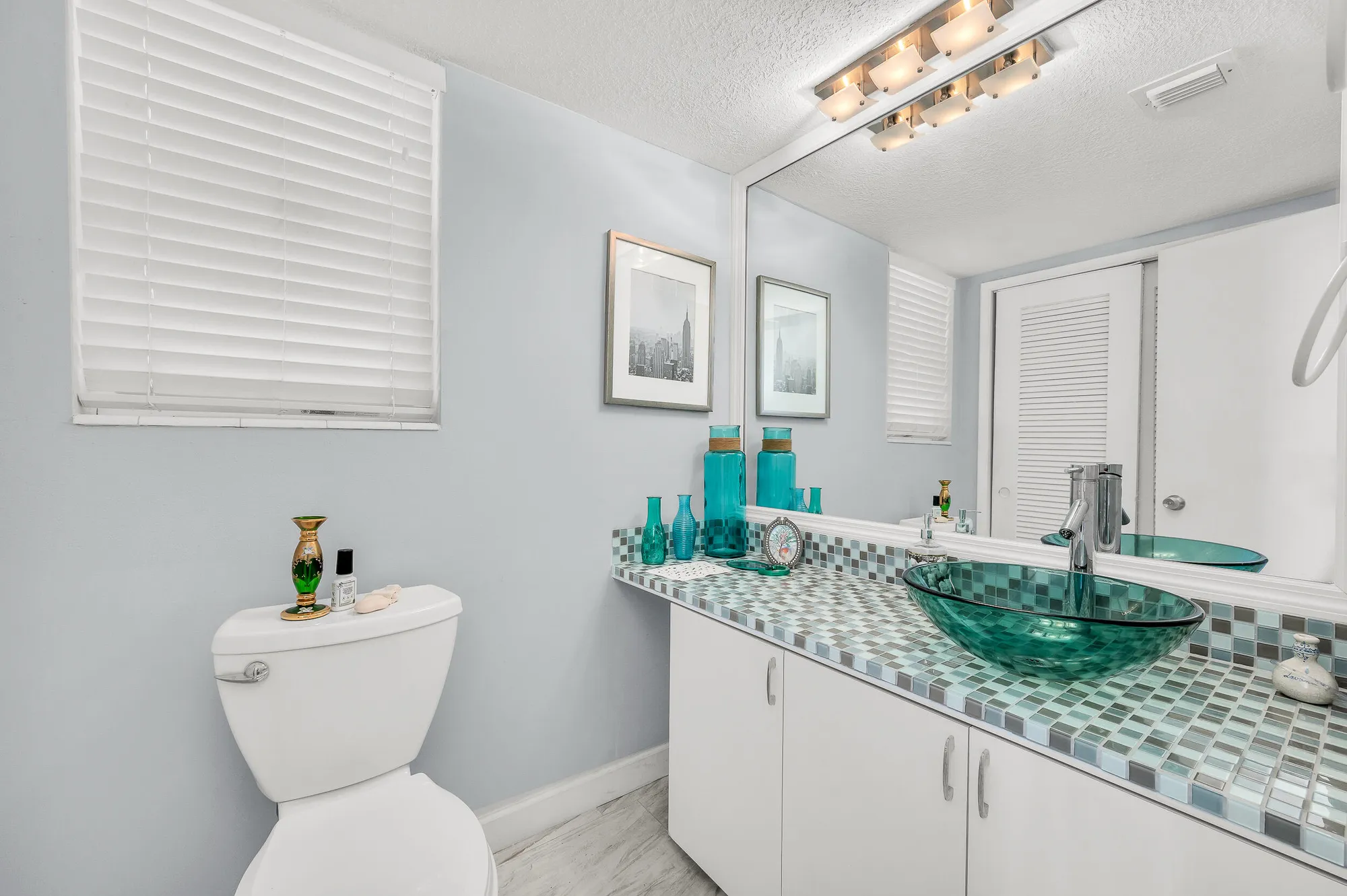 Property Slideshow image 14 of 27 | 2731 ne 14th street cswy apt 430, Pompano Beach, FL, 33062