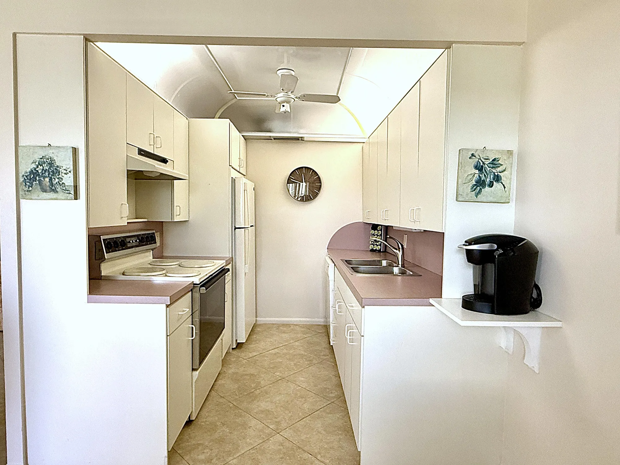 Property Slideshow image 12 of 62 | 3024 swansea b, Deerfield Beach, FL, 33442