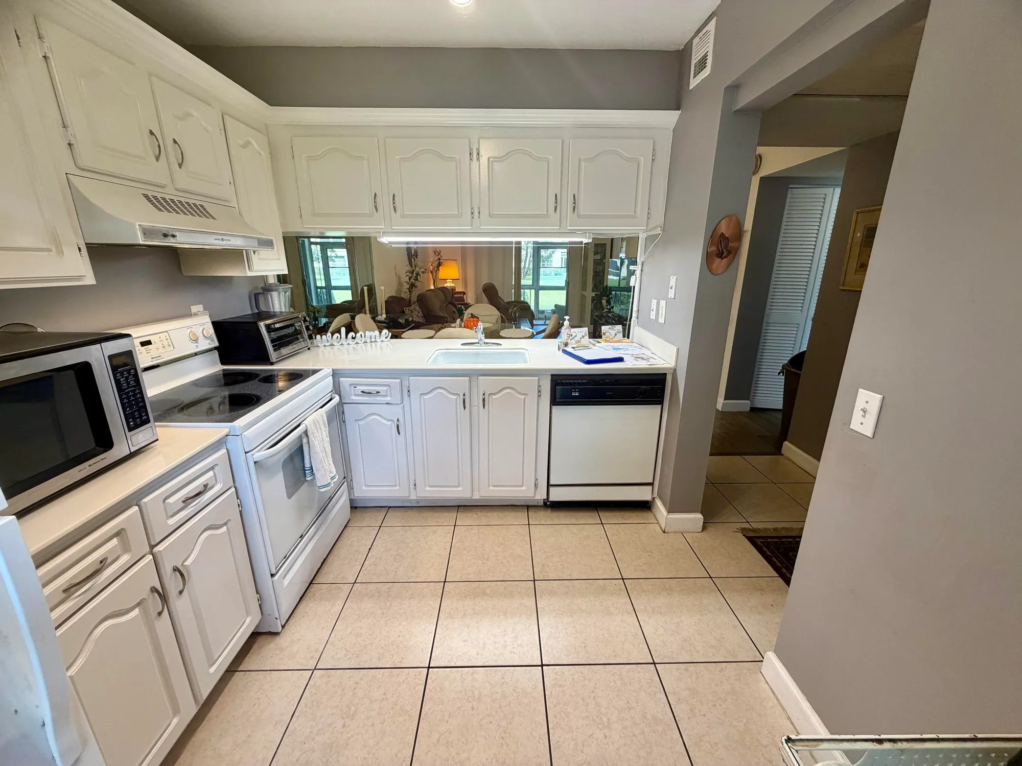 Property Slideshow image 4 of 61 | 1211 bahama bnd apt f1, Coconut Creek, FL, 33066