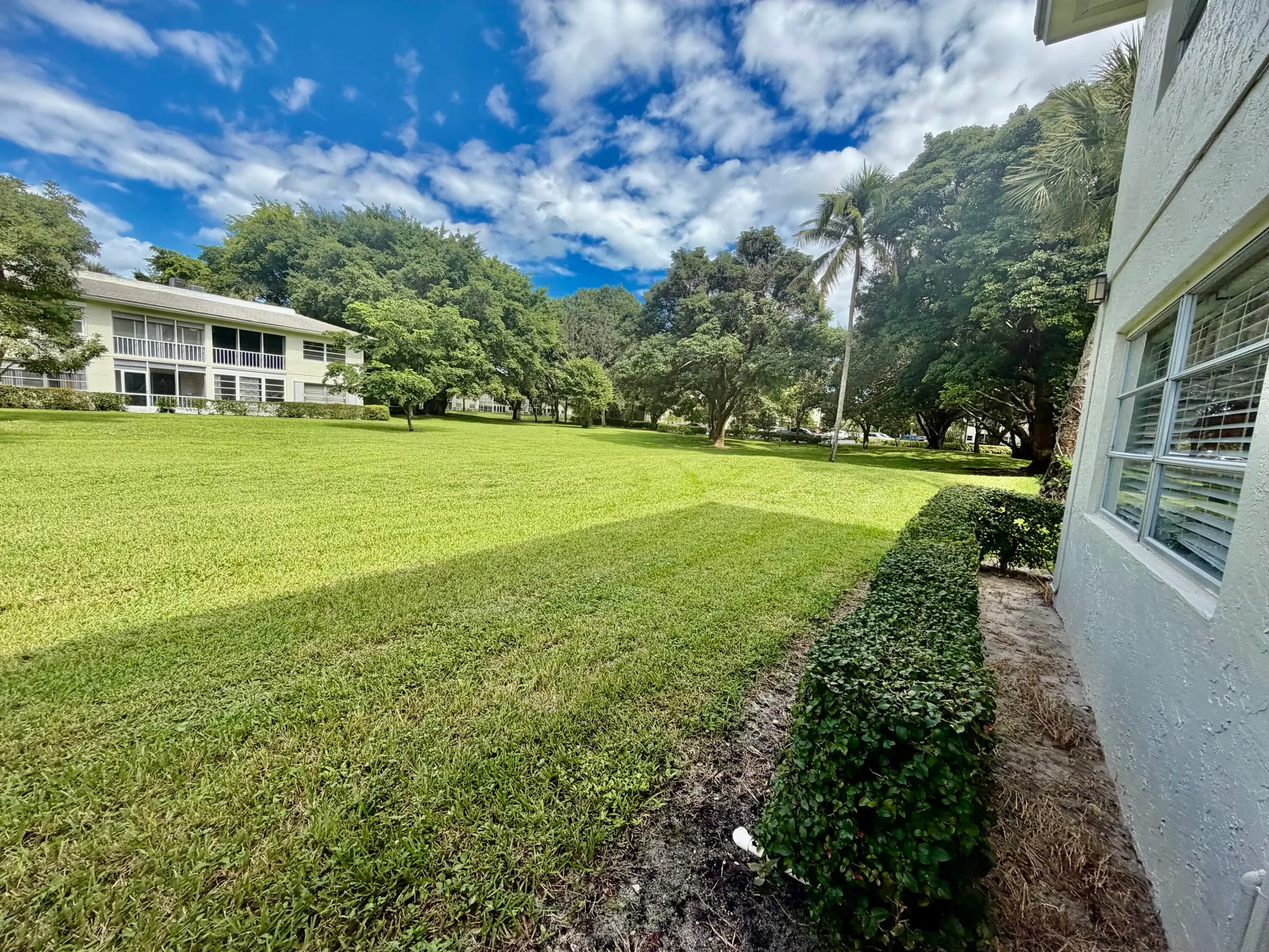 Property Slideshow image 9 of 61 | 1211 bahama bnd apt f1, Coconut Creek, FL, 33066