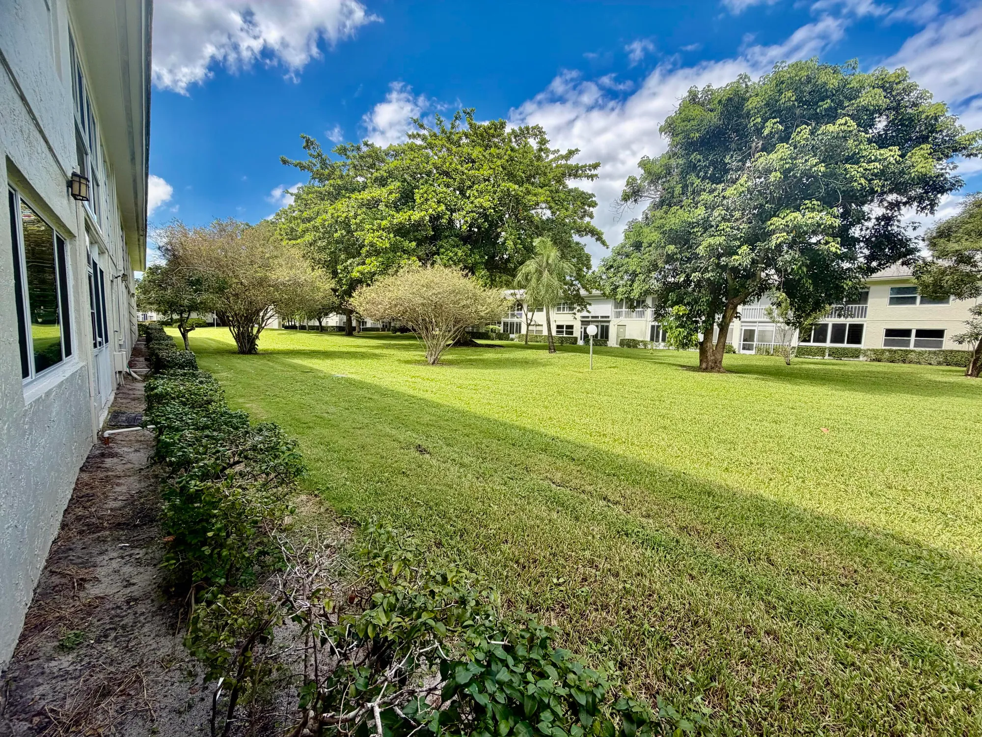 Property Slideshow image 10 of 61 | 1211 bahama bnd apt f1, Coconut Creek, FL, 33066