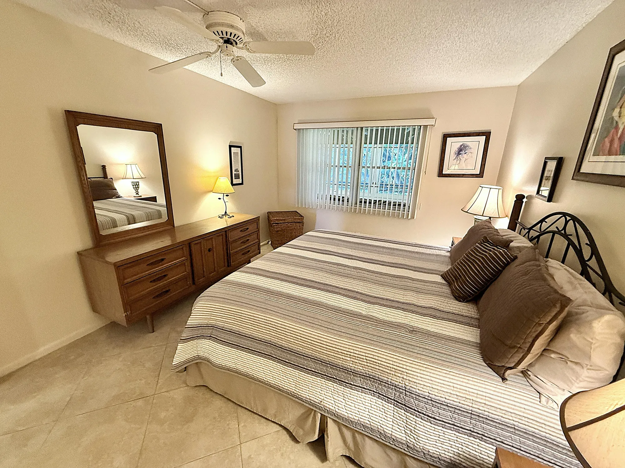 Property Slideshow image 21 of 62 | 3024 swansea b, Deerfield Beach, FL, 33442