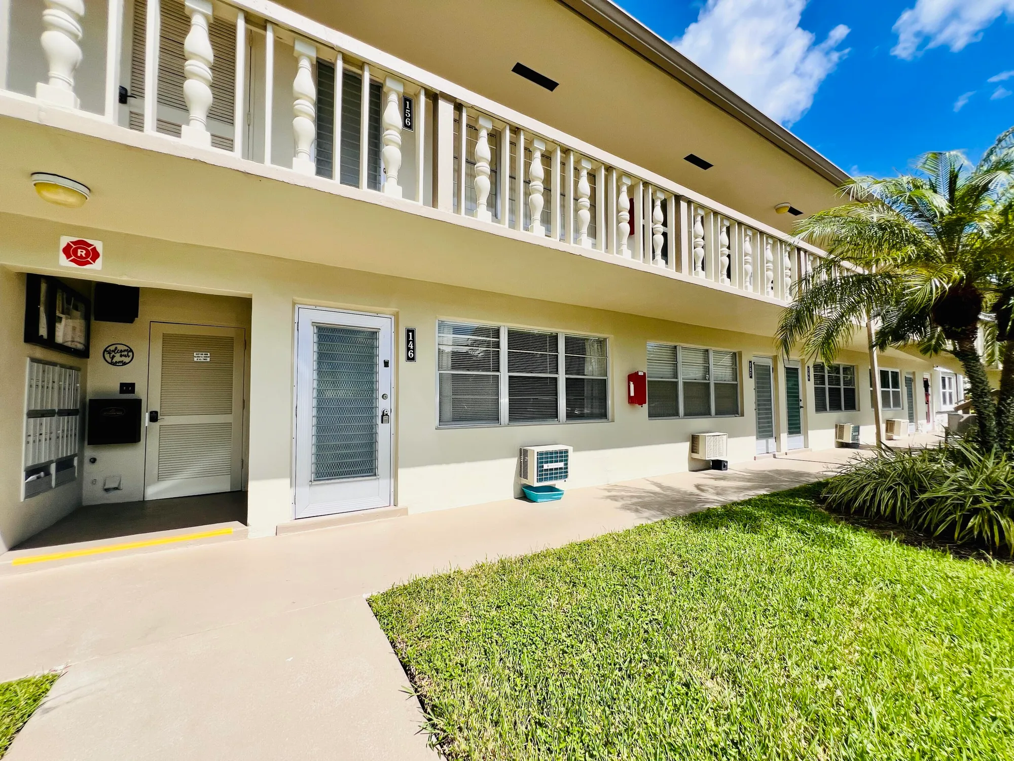 Property Slideshow image 10 of 15 | 146 sussex h, West Palm Beach, FL, 33417