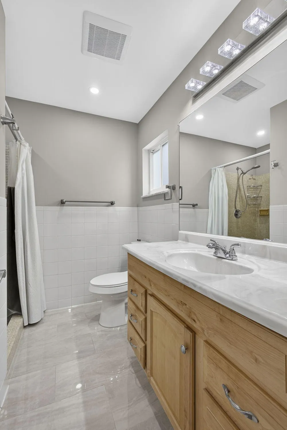 Property Slideshow image 32 of 57 | 1703 sw 16th st, Boynton Beach, FL, 33426
