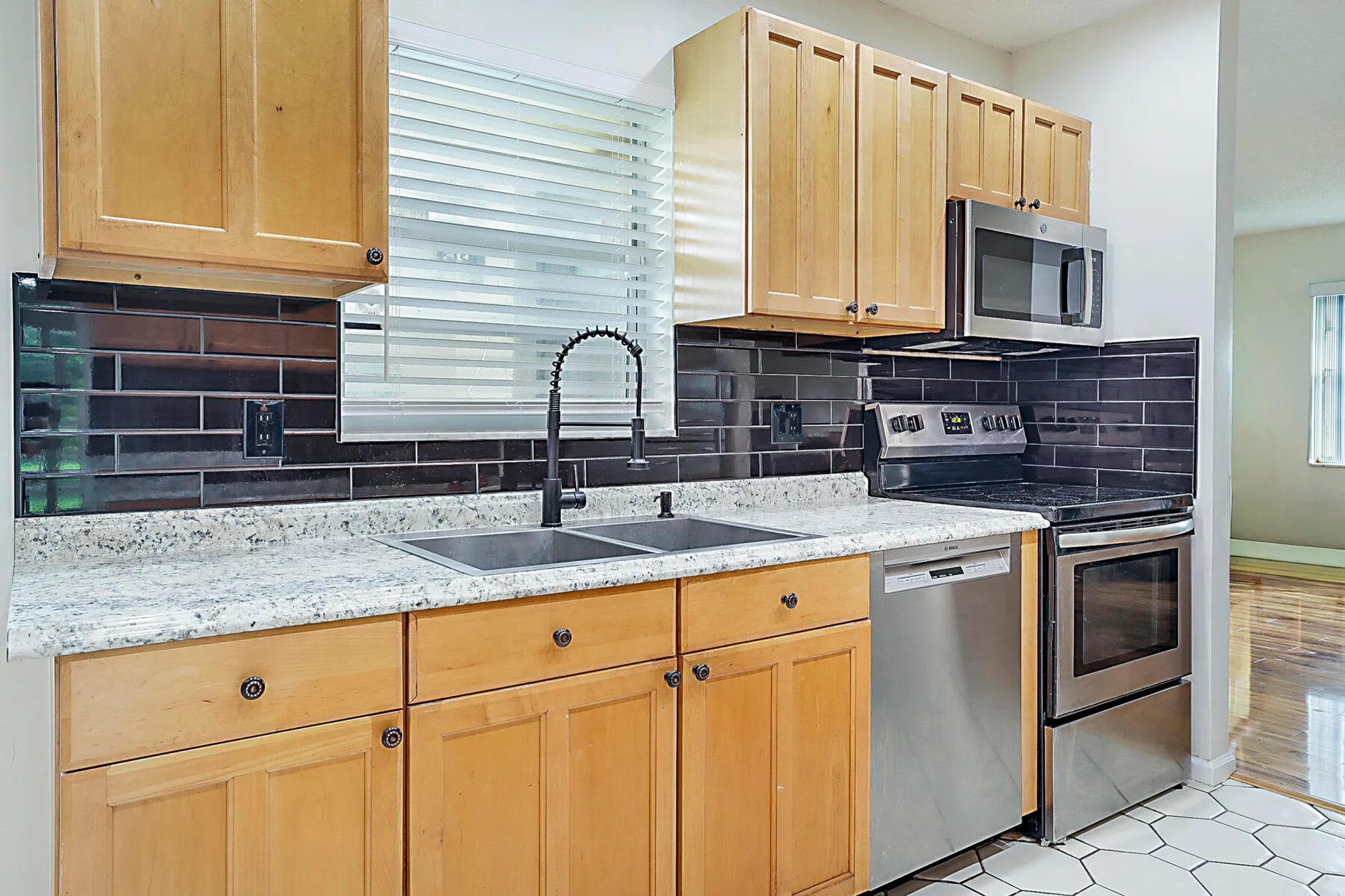 Property Slideshow image 10 of 35 | 6298 summer sky ln, Greenacres, FL, 33463