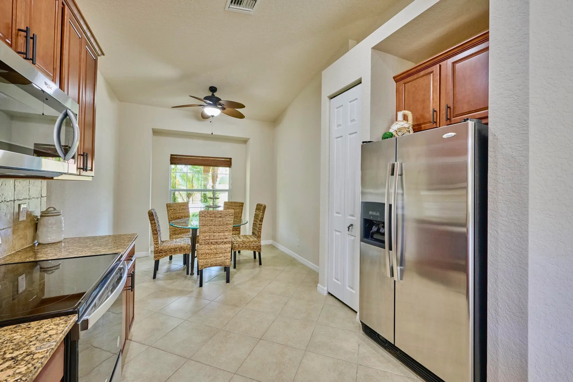 Property Slideshow image 16 of 90 | 6227 thames pl, Vero Beach, FL, 32966