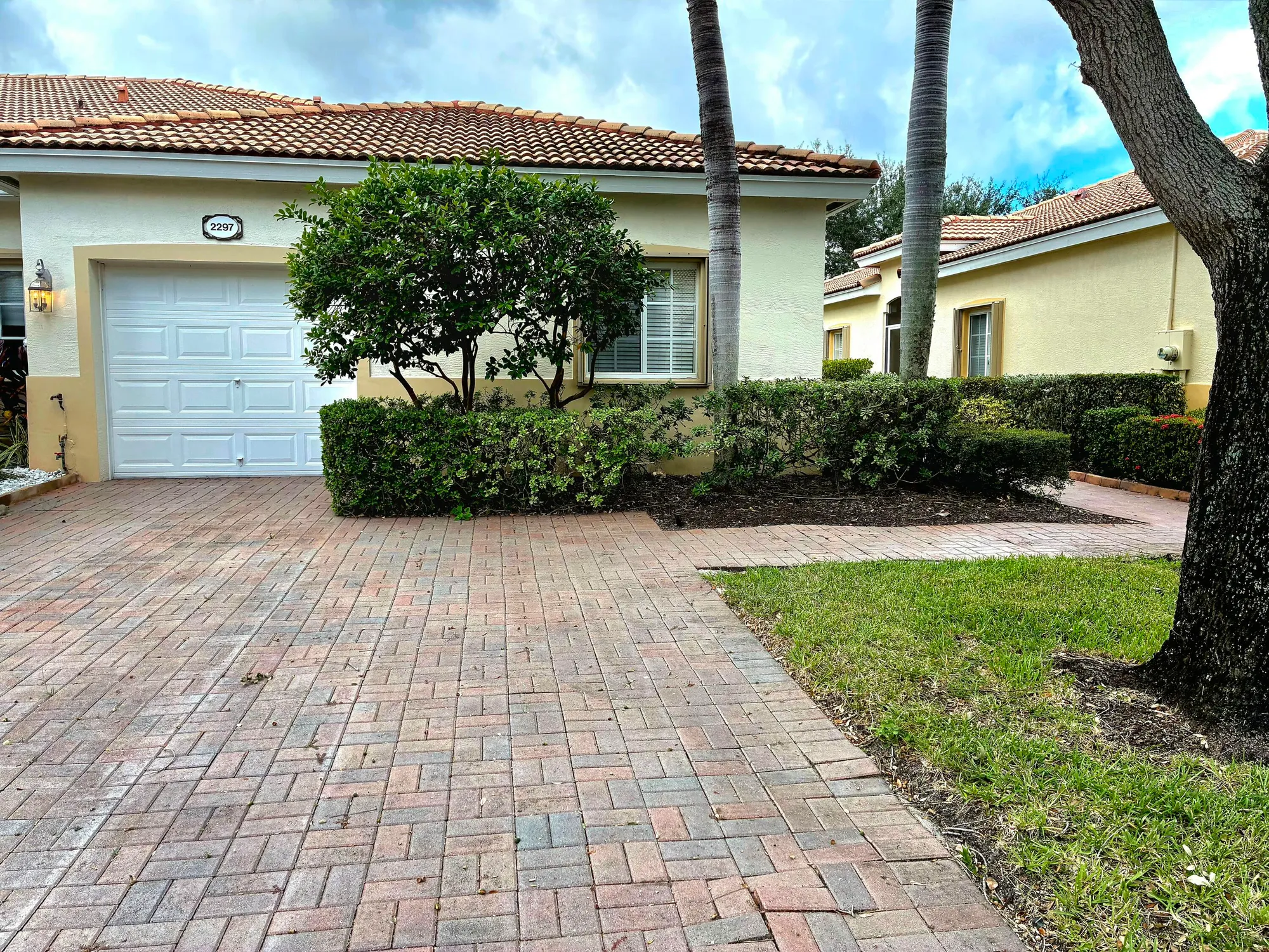 Property Slideshow image 1 of 1 | 2297 windjammer way, West Palm Beach, FL, 33411