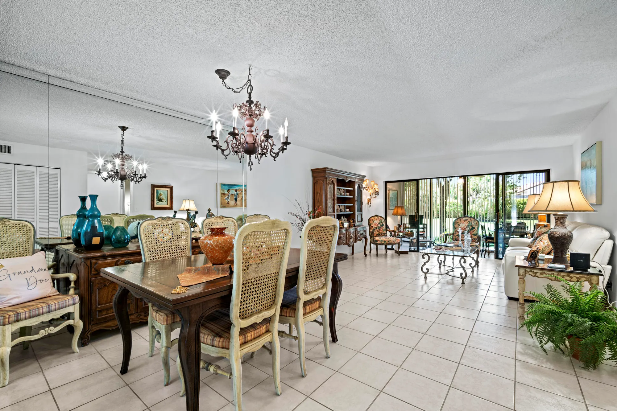 Property Slideshow image 10 of 47 | 5153 oak hill ln 512, Delray Beach, FL, 33484