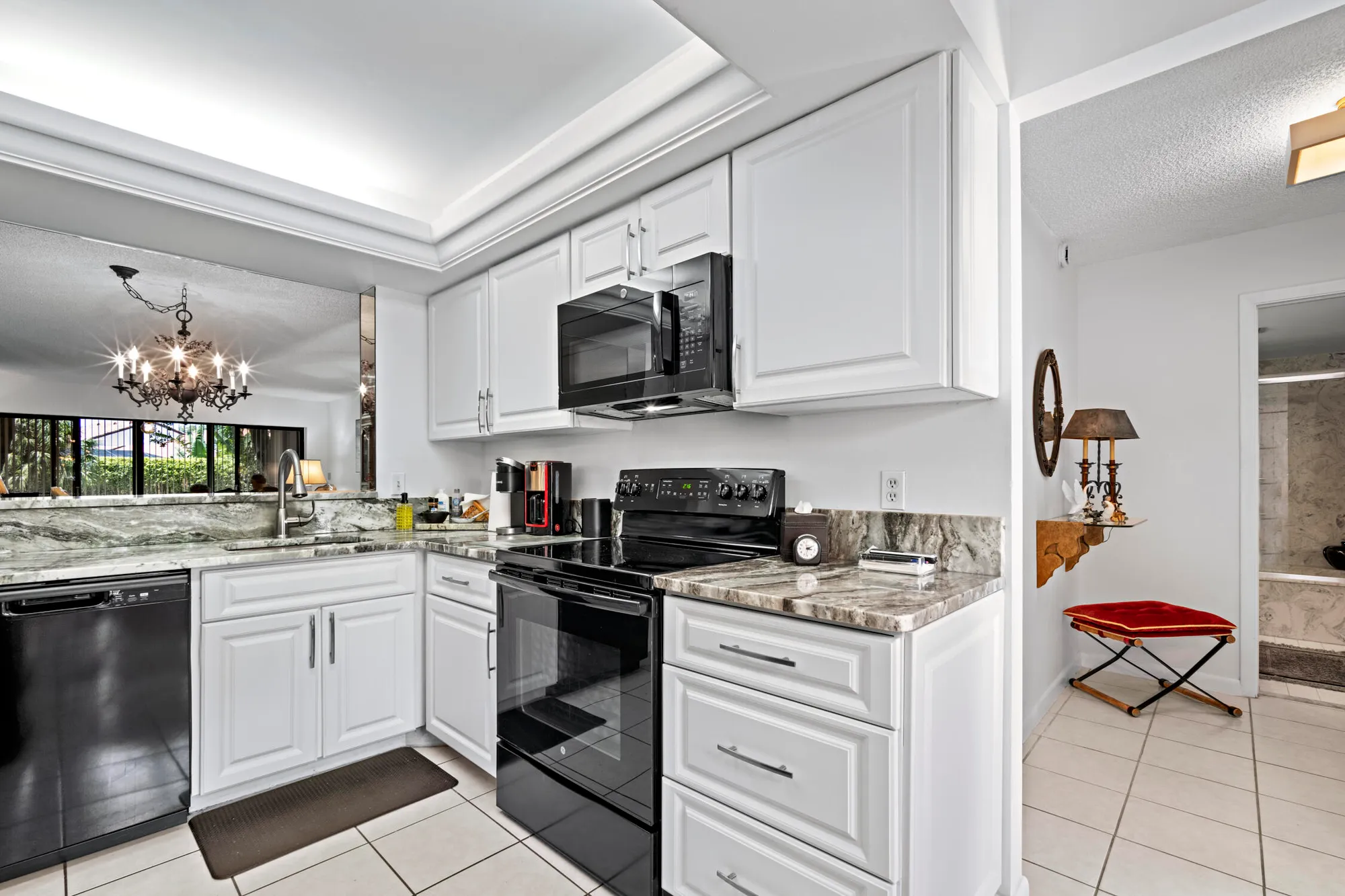 Property Slideshow image 7 of 47 | 5153 oak hill ln 512, Delray Beach, FL, 33484