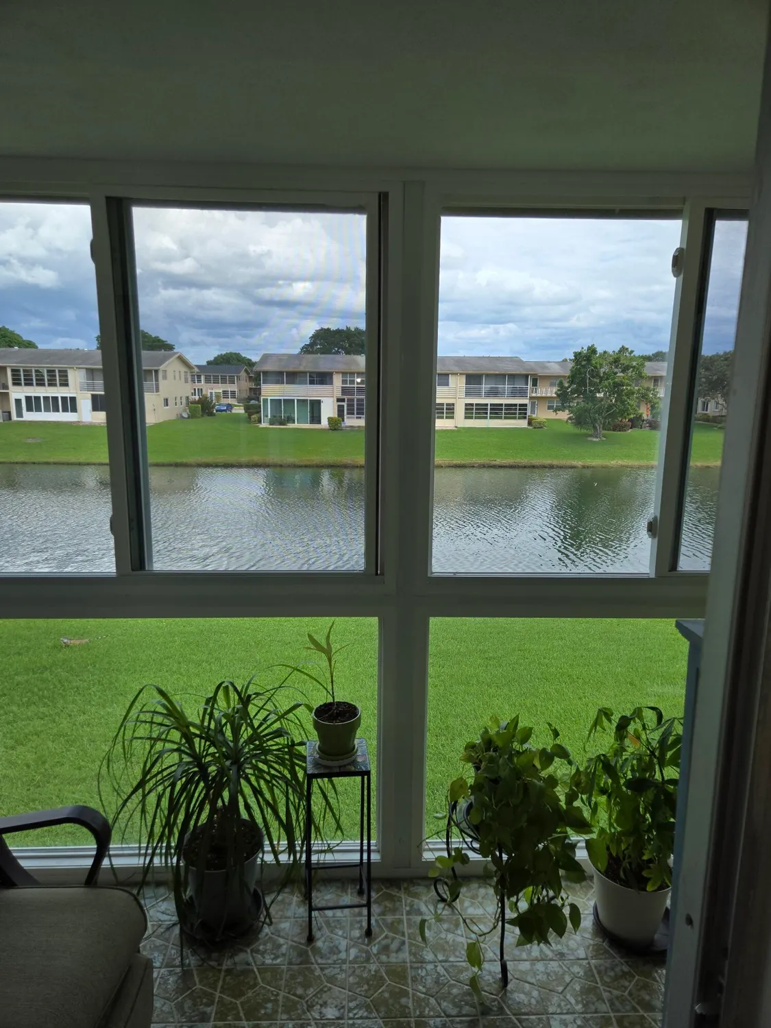 Property Slideshow image 12 of 20 | 320 andover m, West Palm Beach, FL, 33417