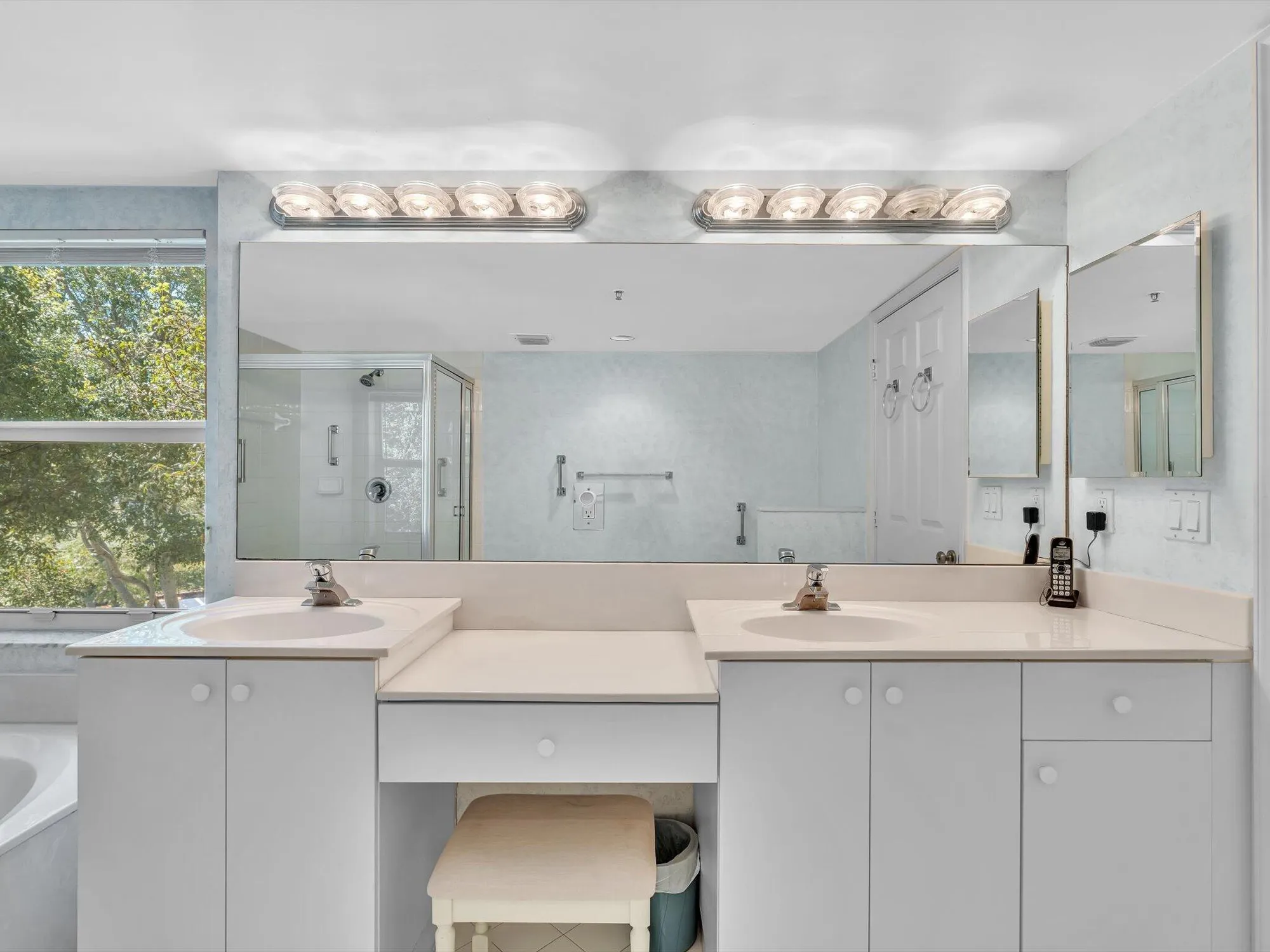 Property Slideshow image 22 of 61 | 12565 imperial isle dr 301, Boynton Beach, FL, 33437