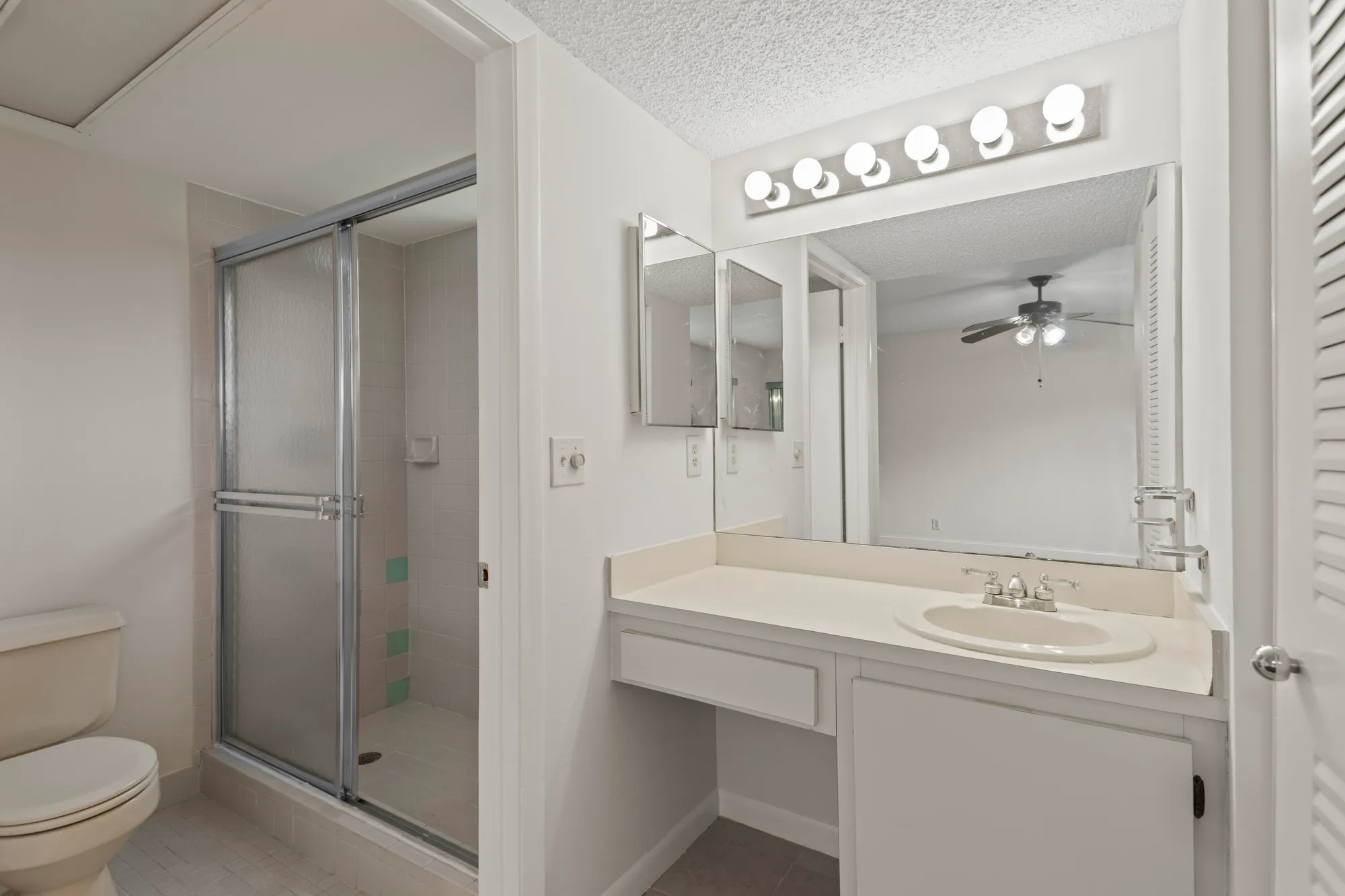 Property Slideshow image 14 of 39 | 5100 las verdes cir 119, Delray Beach, FL, 33484