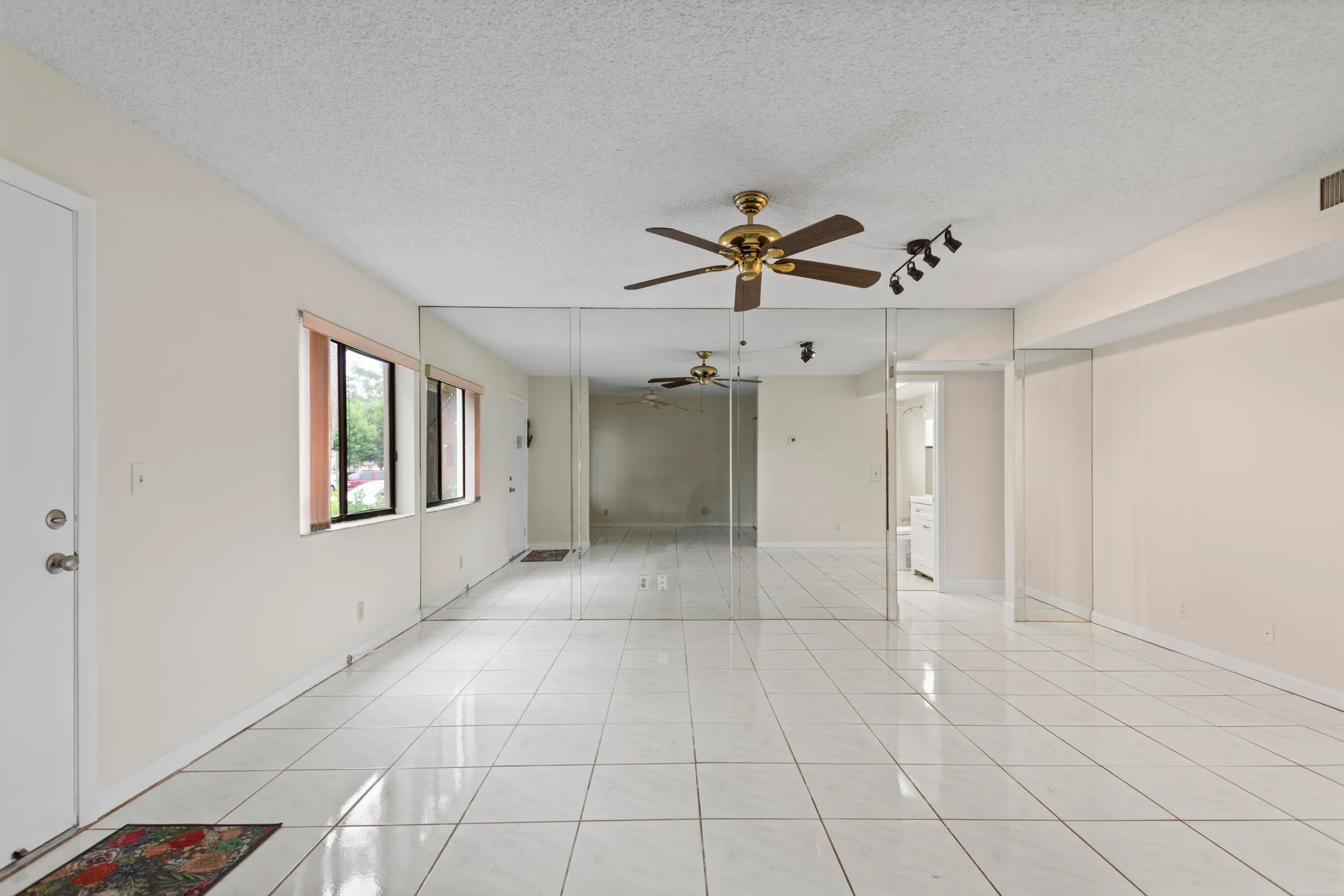 Property Slideshow image 15 of 39 | 5100 las verdes cir 119, Delray Beach, FL, 33484