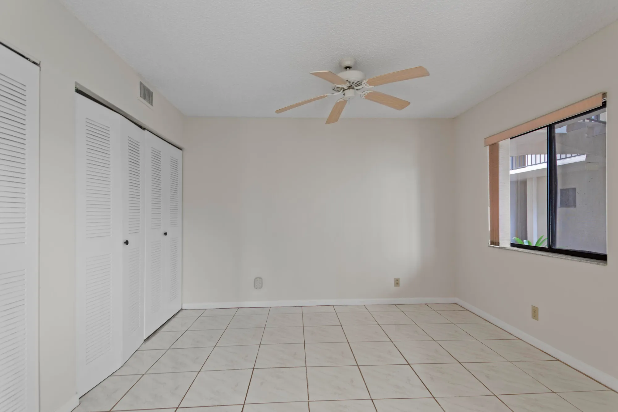 Property Slideshow image 19 of 39 | 5100 las verdes cir 119, Delray Beach, FL, 33484