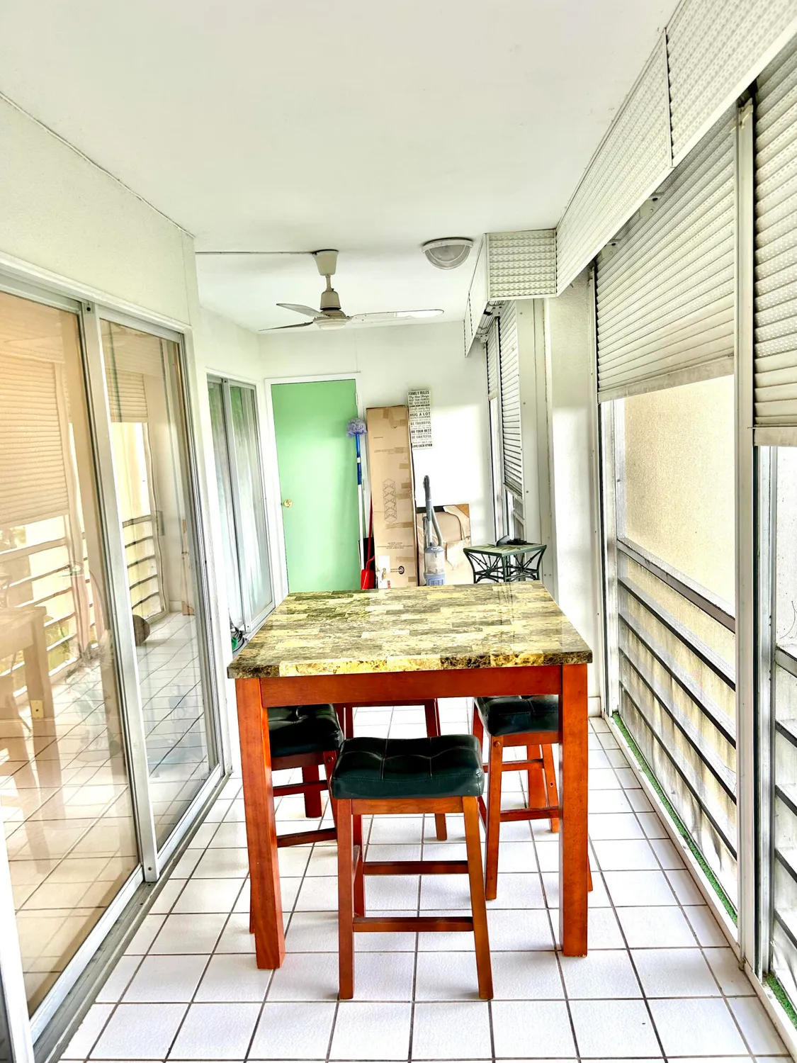 Property Slideshow image 9 of 21 | 3810 via poinciana apt 605, Lake Worth, FL, 33467