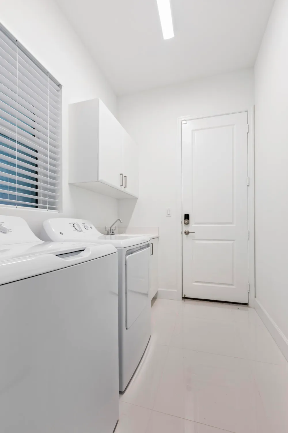 Property Slideshow image 21 of 32 | 9858 golden dunes ln, Boynton Beach, FL, 33473