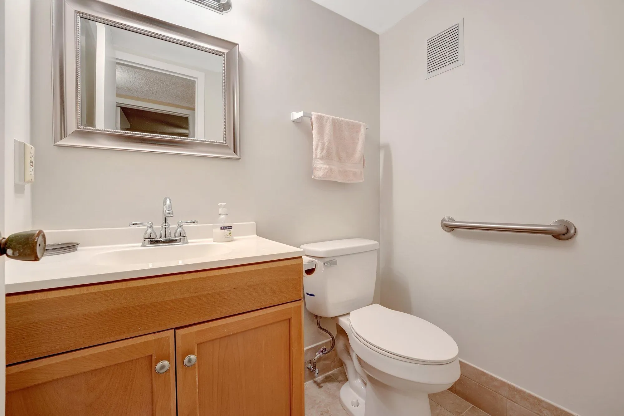 Property Slideshow image 15 of 37 | 4026 swansea b, Deerfield Beach, FL, 33442