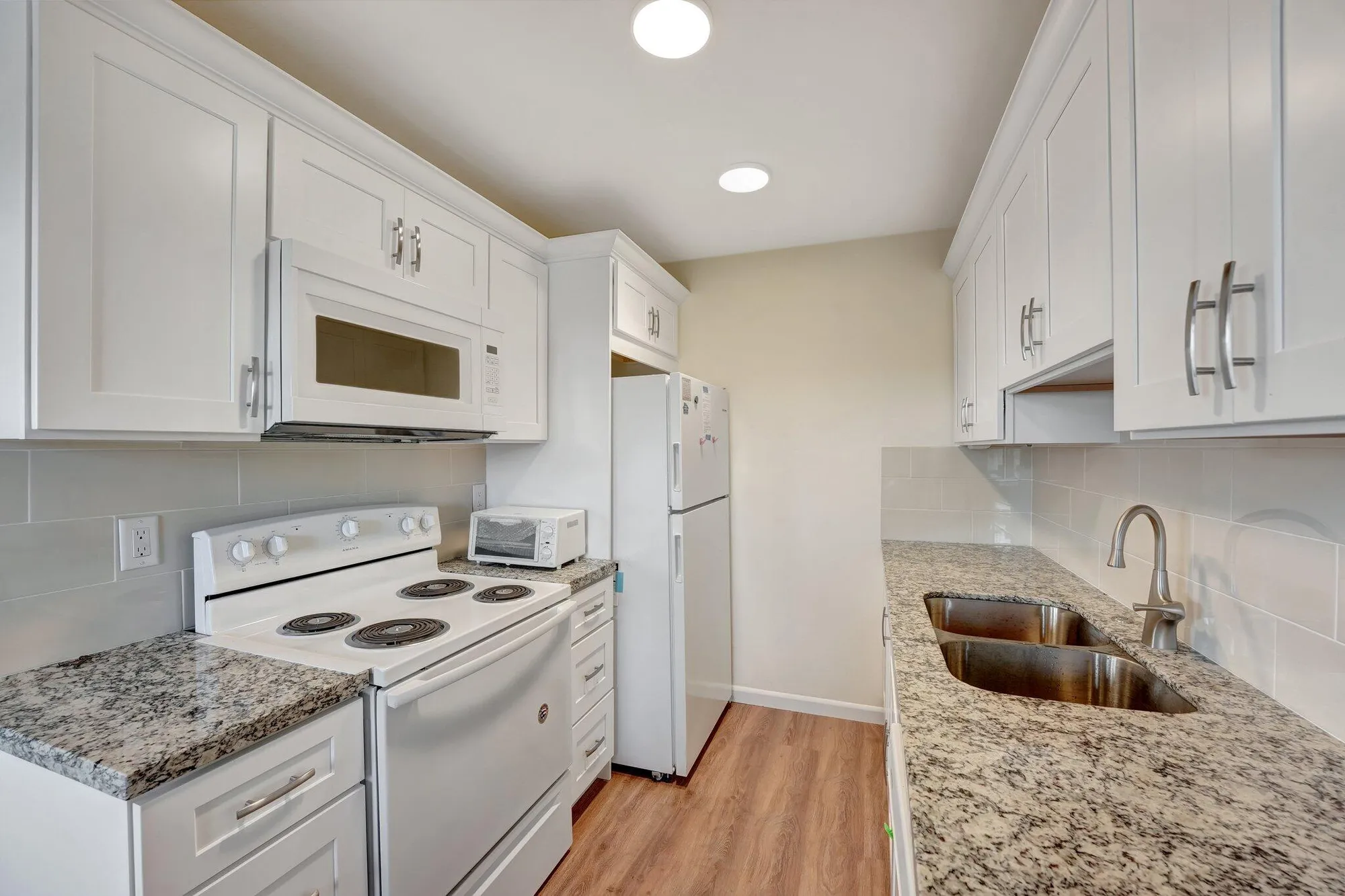 Property Slideshow image 7 of 37 | 4026 swansea b, Deerfield Beach, FL, 33442