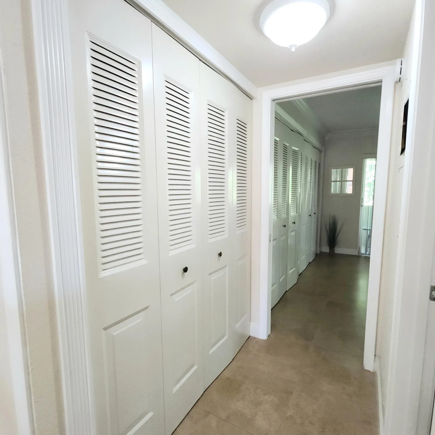 Property Slideshow image 7 of 36 | 173 kent j, West Palm Beach, FL, 33417
