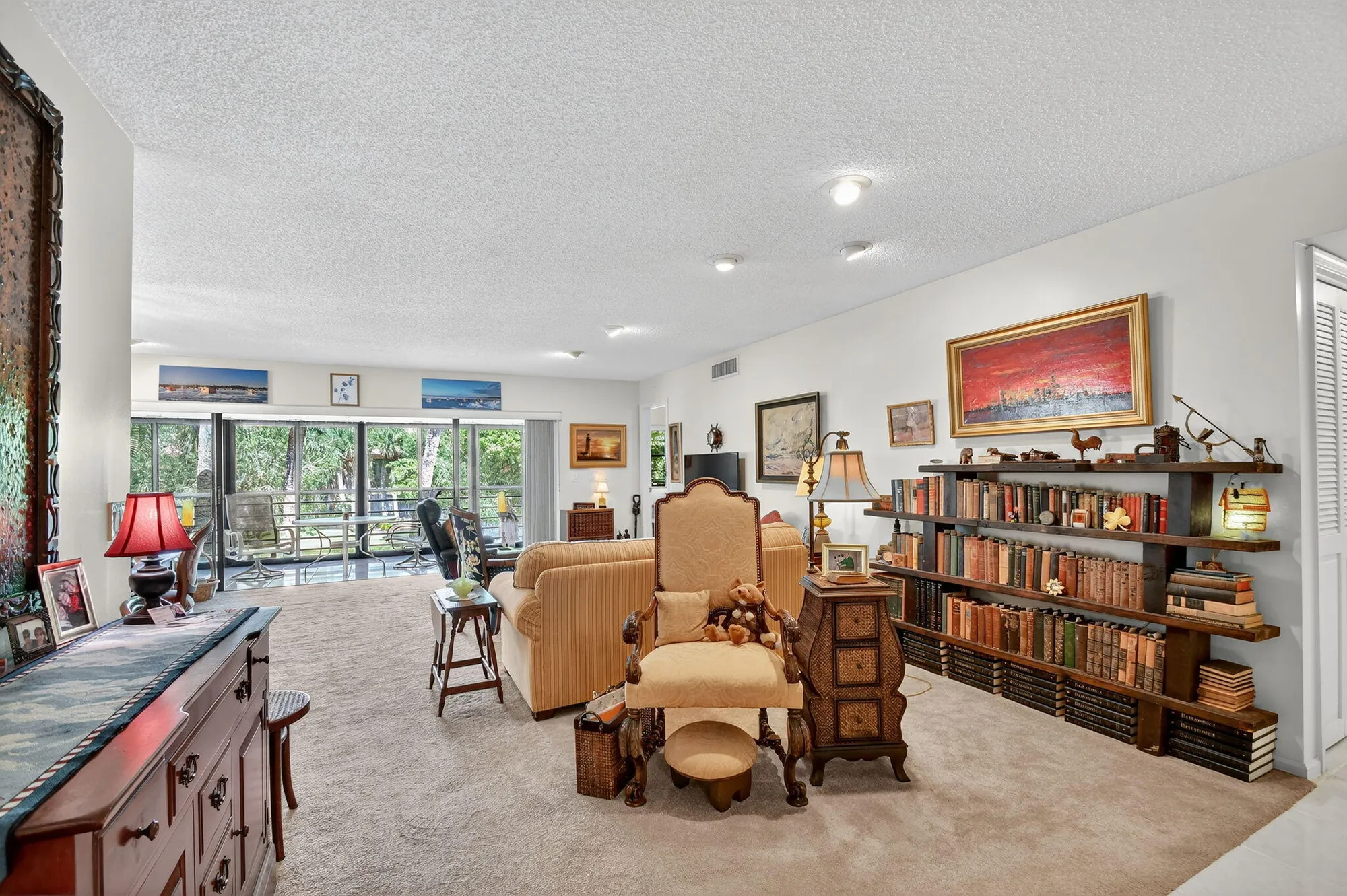 Property Slideshow image 16 of 57 | 6267 aspen glen ln # 201, Boynton Beach, FL, 33437