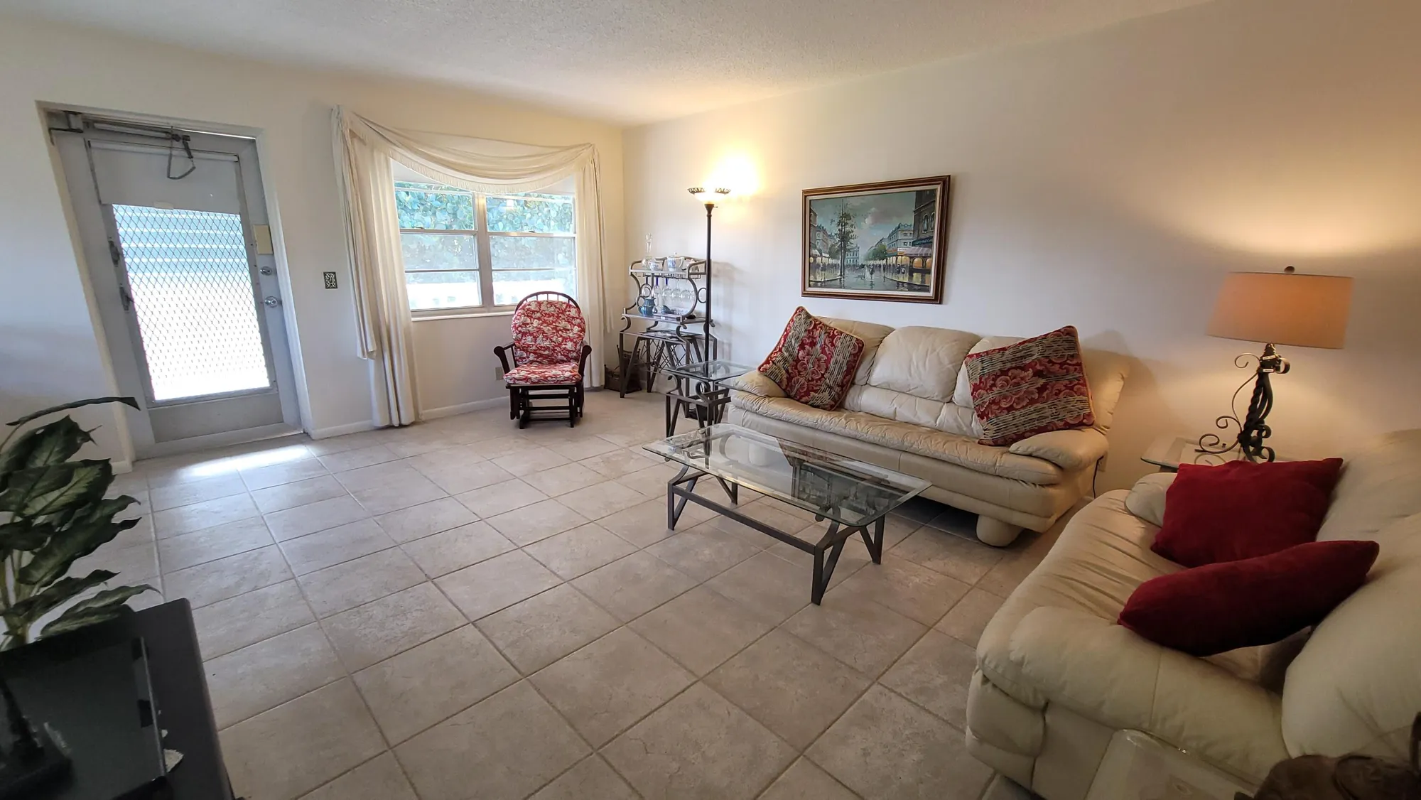 Property Slideshow image 4 of 49 | 232 canterbury j, West Palm Beach, FL, 33417