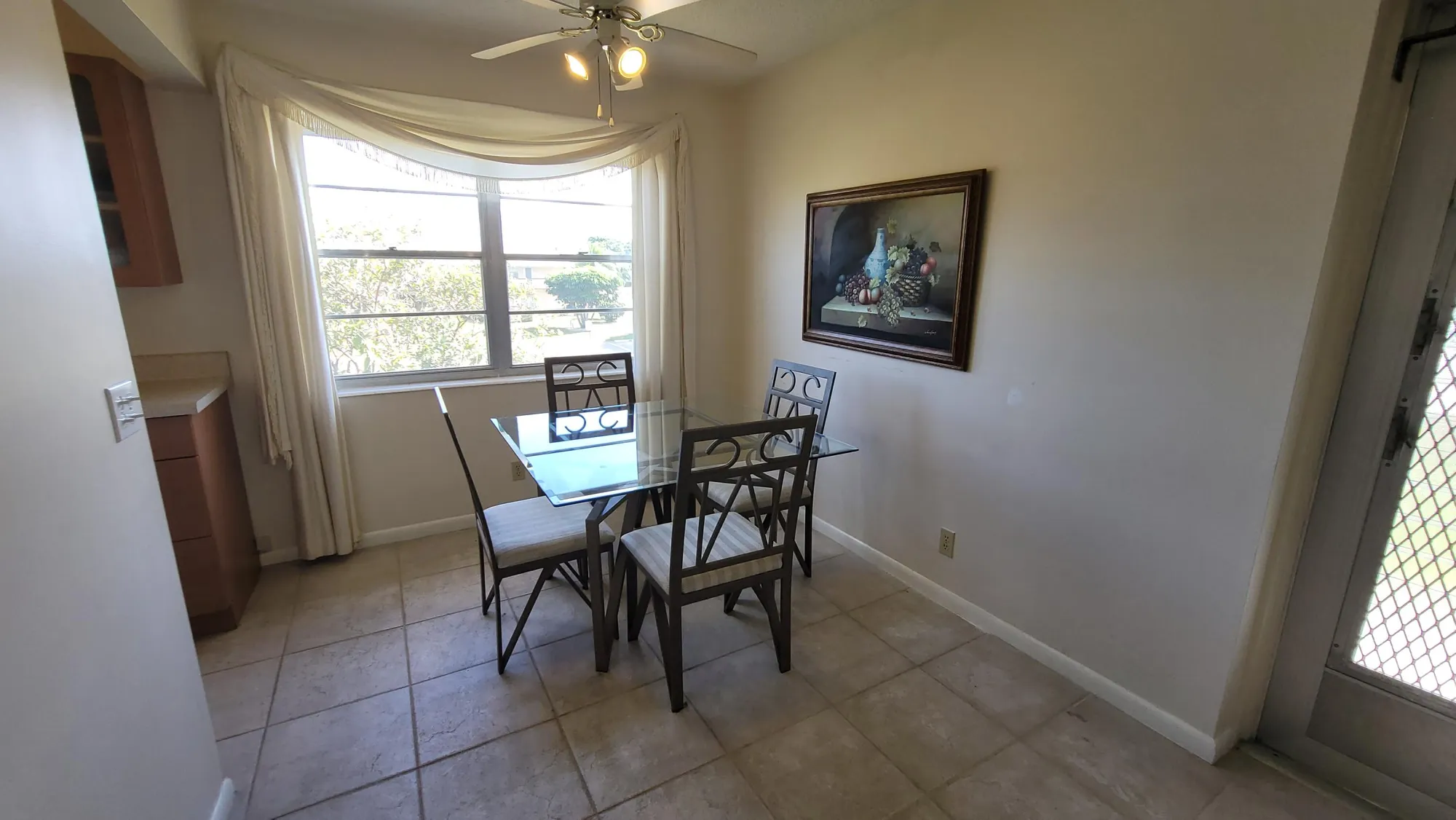 Property Slideshow image 5 of 49 | 232 canterbury j, West Palm Beach, FL, 33417