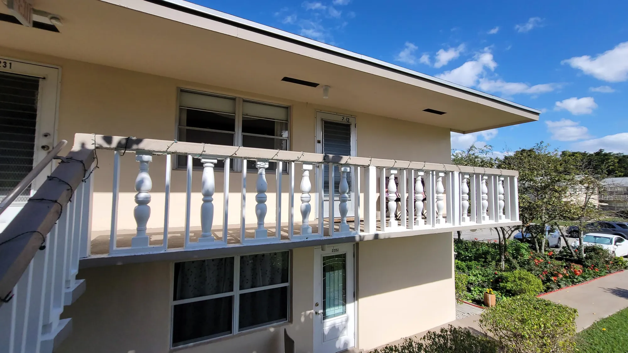 Property Slideshow image 26 of 49 | 232 canterbury j, West Palm Beach, FL, 33417