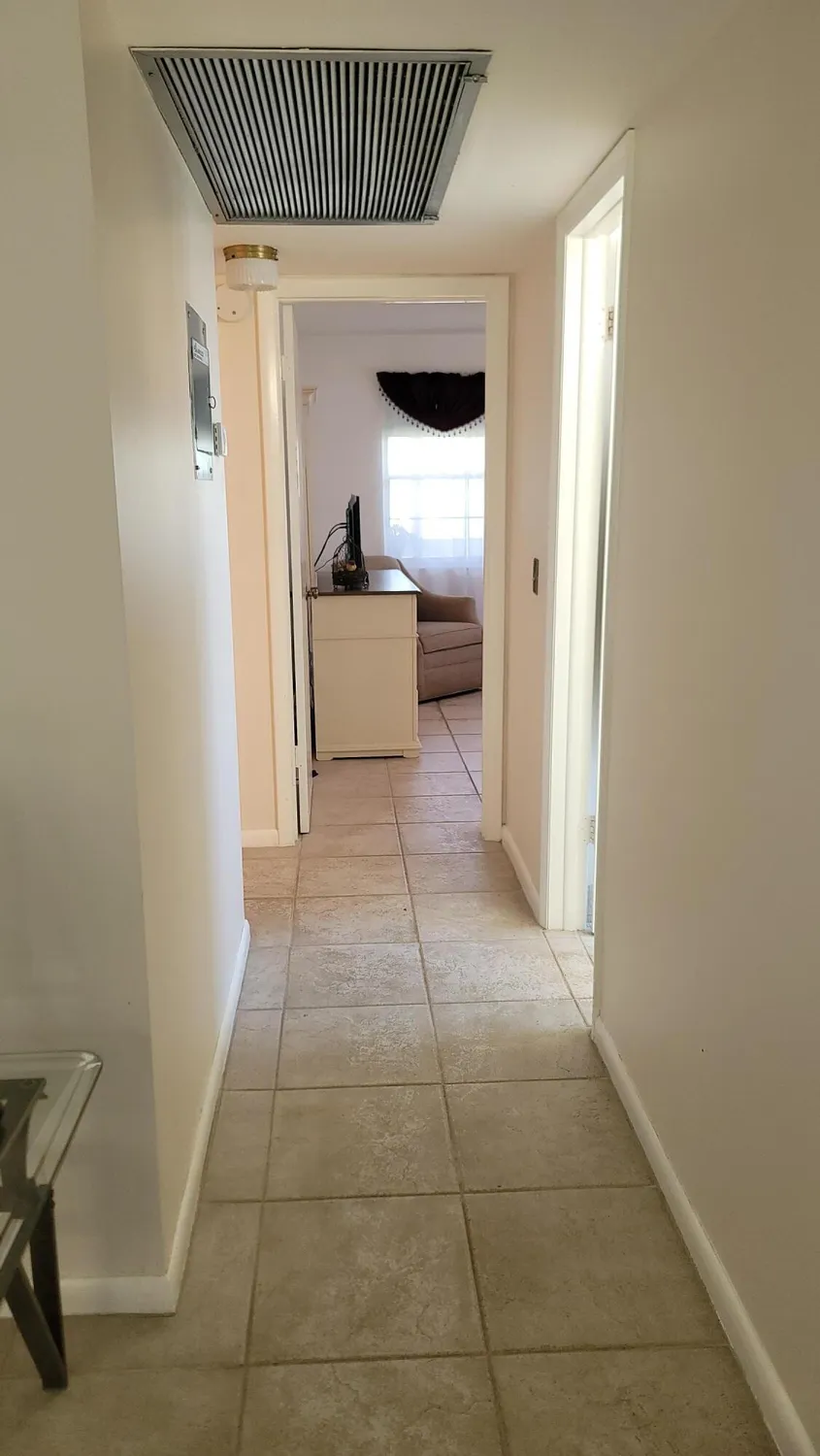 Property Slideshow image 12 of 49 | 232 canterbury j, West Palm Beach, FL, 33417