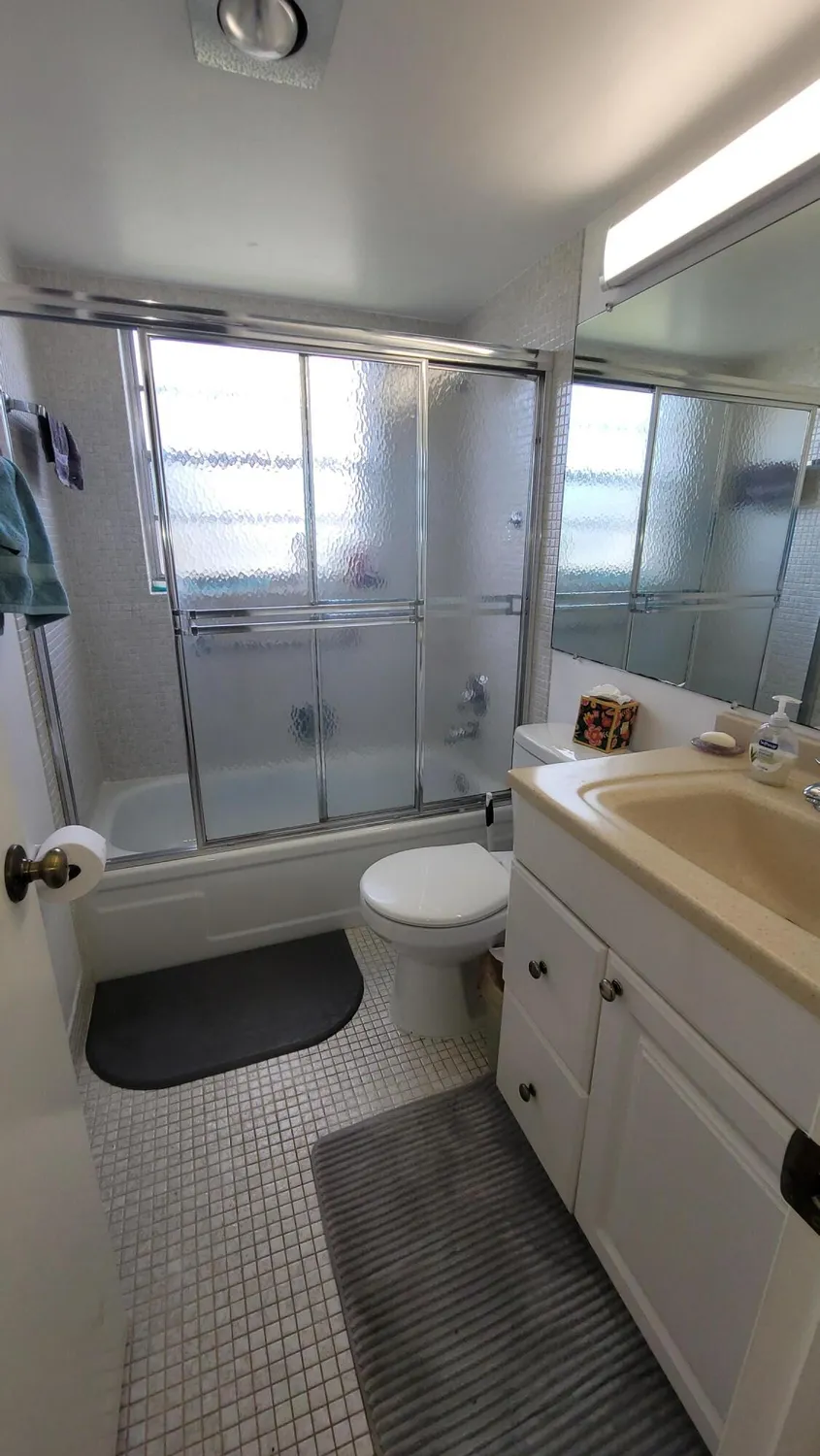 Property Slideshow image 17 of 49 | 232 canterbury j, West Palm Beach, FL, 33417