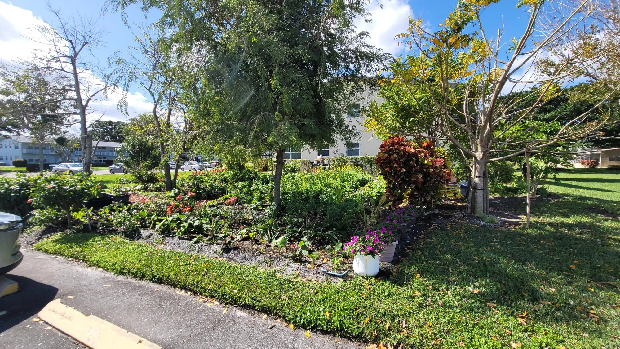 Property Slideshow image 30 of 49 | 232 canterbury j, West Palm Beach, FL, 33417