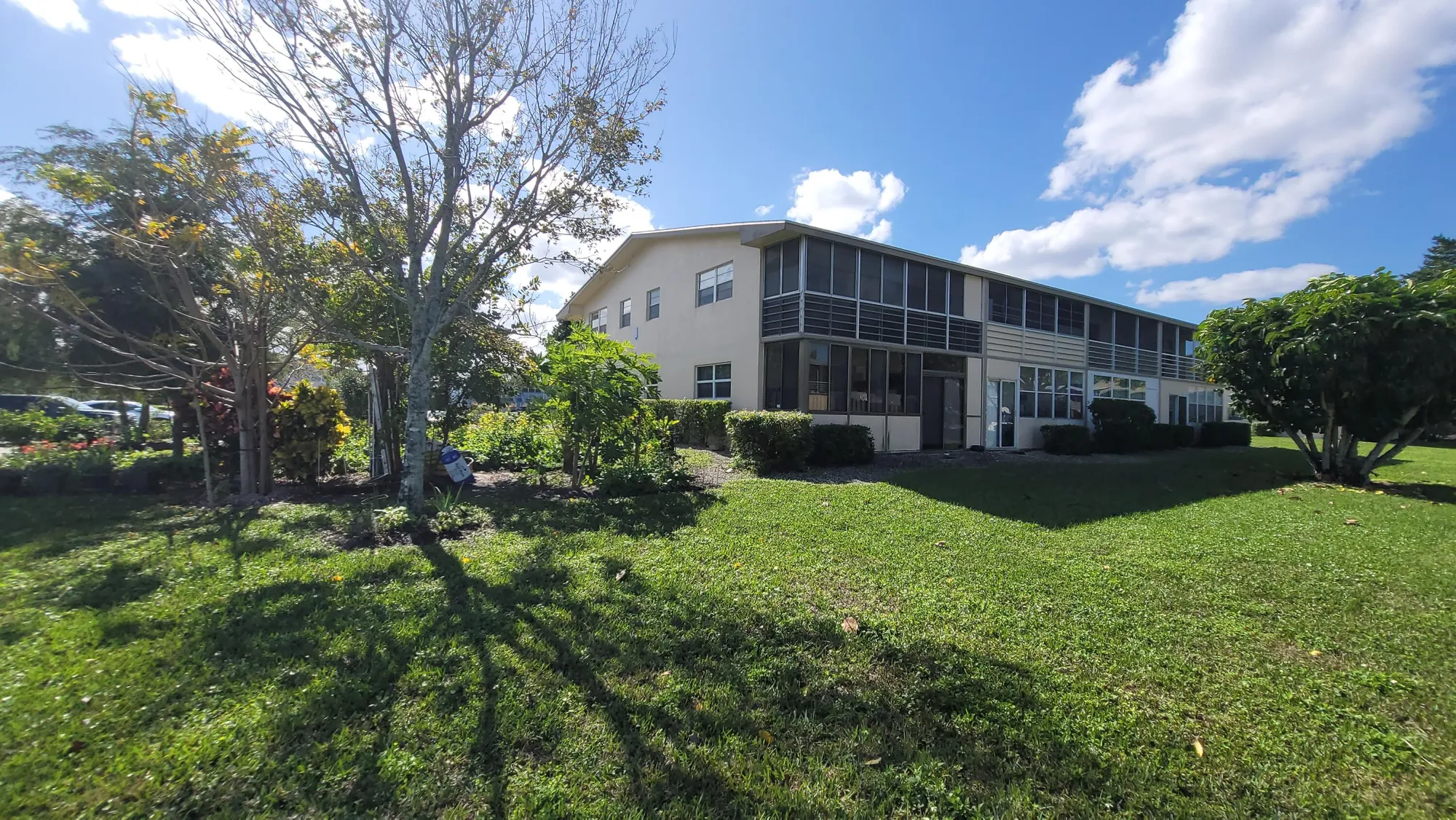 Property Slideshow image 31 of 49 | 232 canterbury j, West Palm Beach, FL, 33417