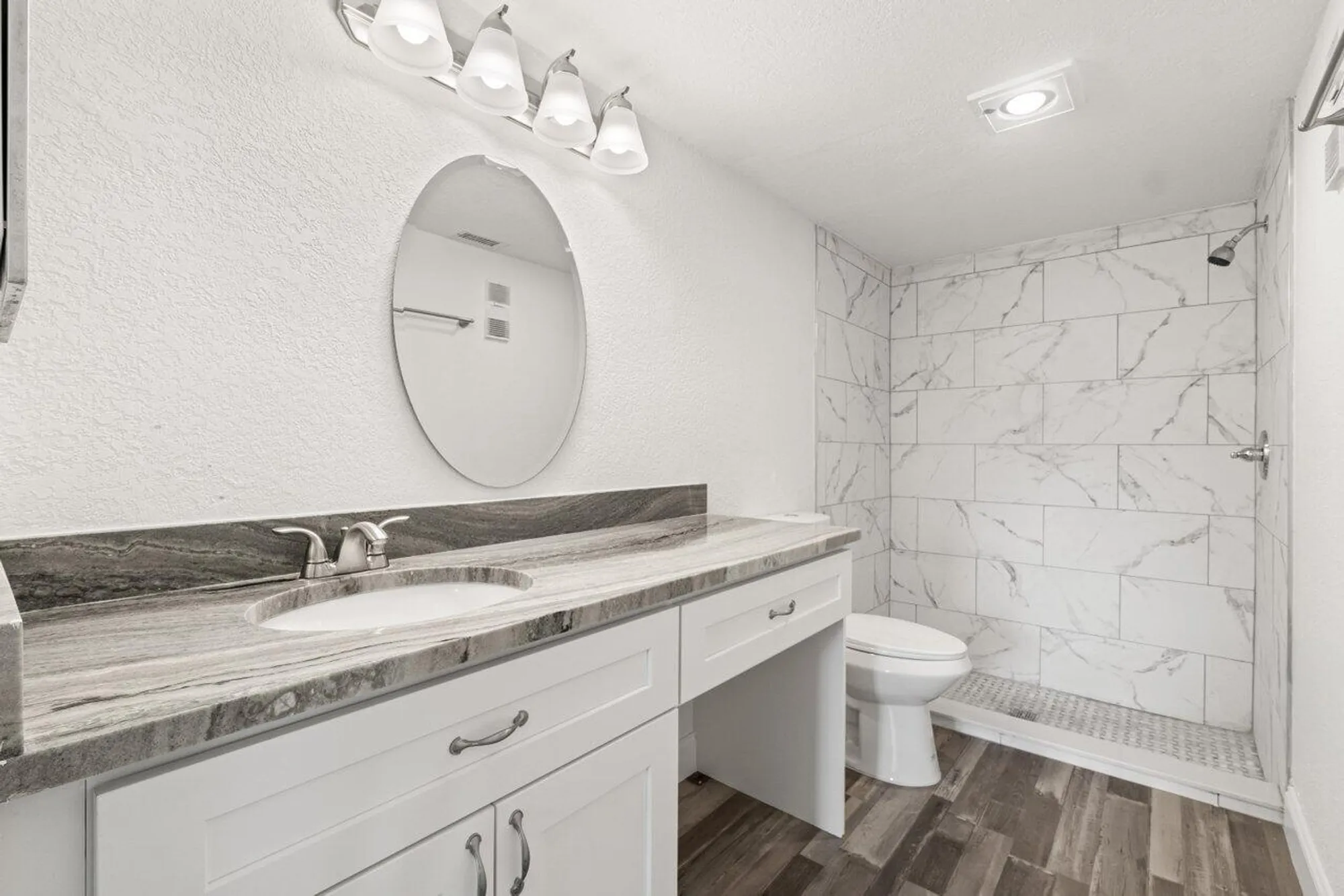 Property Slideshow image 17 of 26 | 10679 ocean palm way 101, Boynton Beach, FL, 33437