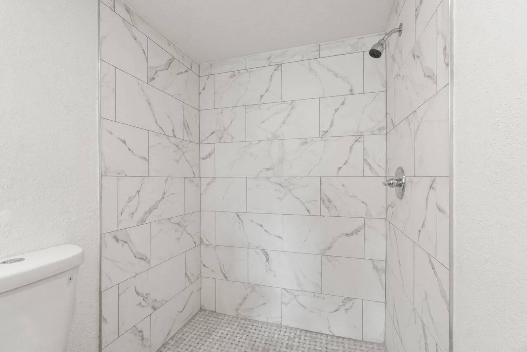 Property Slideshow image 18 of 26 | 10679 ocean palm way 101, Boynton Beach, FL, 33437