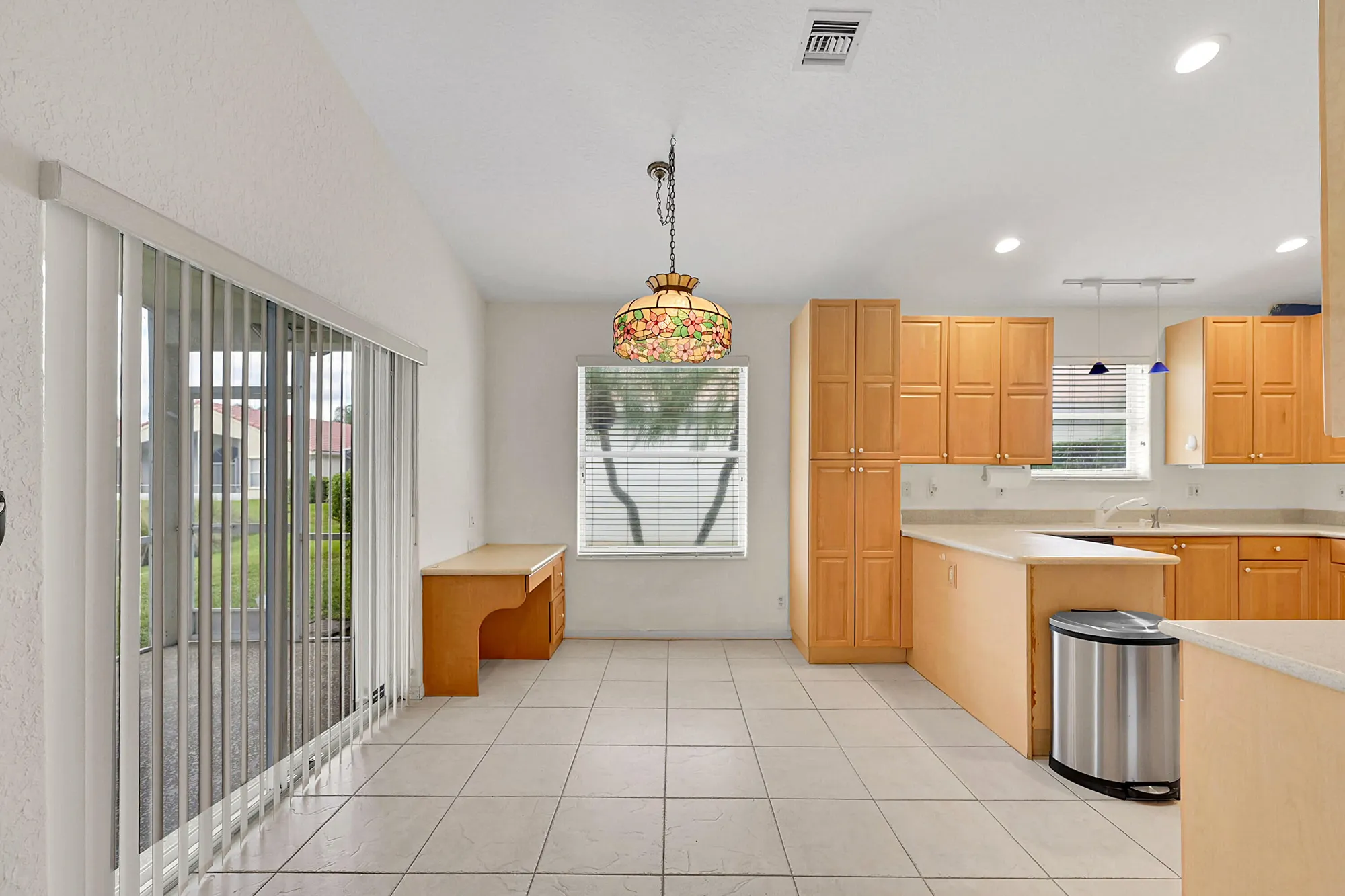 Property Slideshow image 9 of 43 | 10382 utopia cir, Boynton Beach, FL, 33437