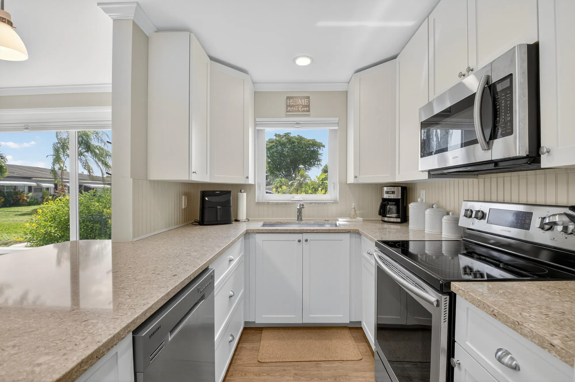 Property Slideshow image 11 of 37 | 557 high point dr c, Delray Beach, FL, 33445