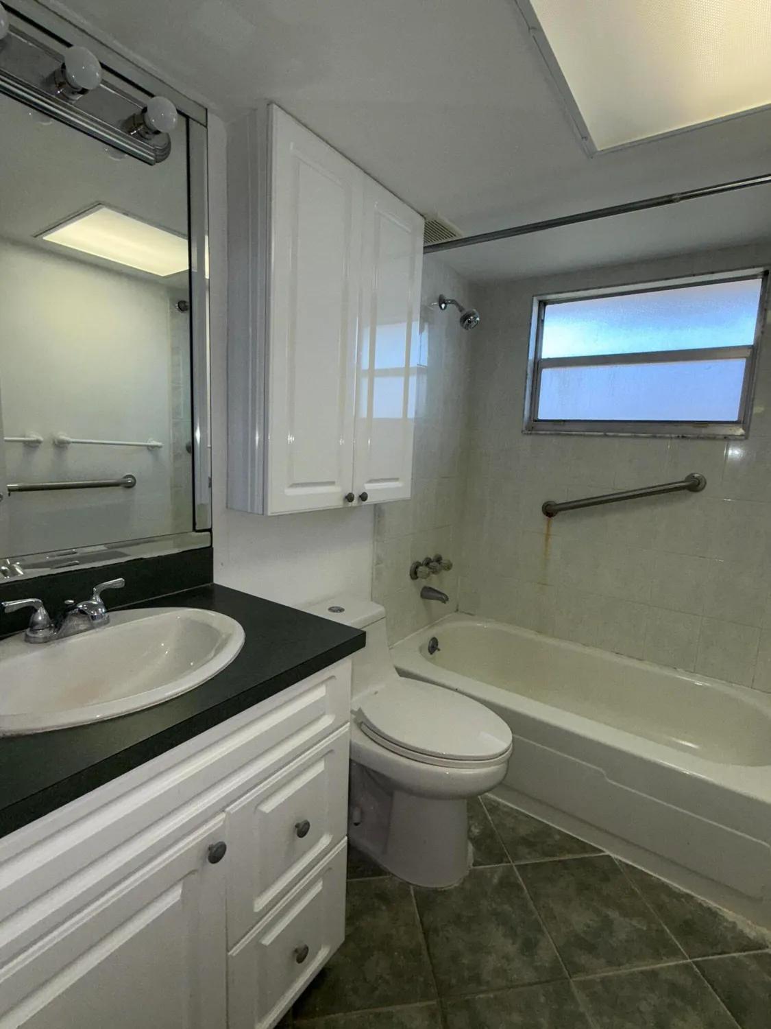 Property Slideshow image 11 of 15 | 225 seville j, Delray Beach, FL, 33446