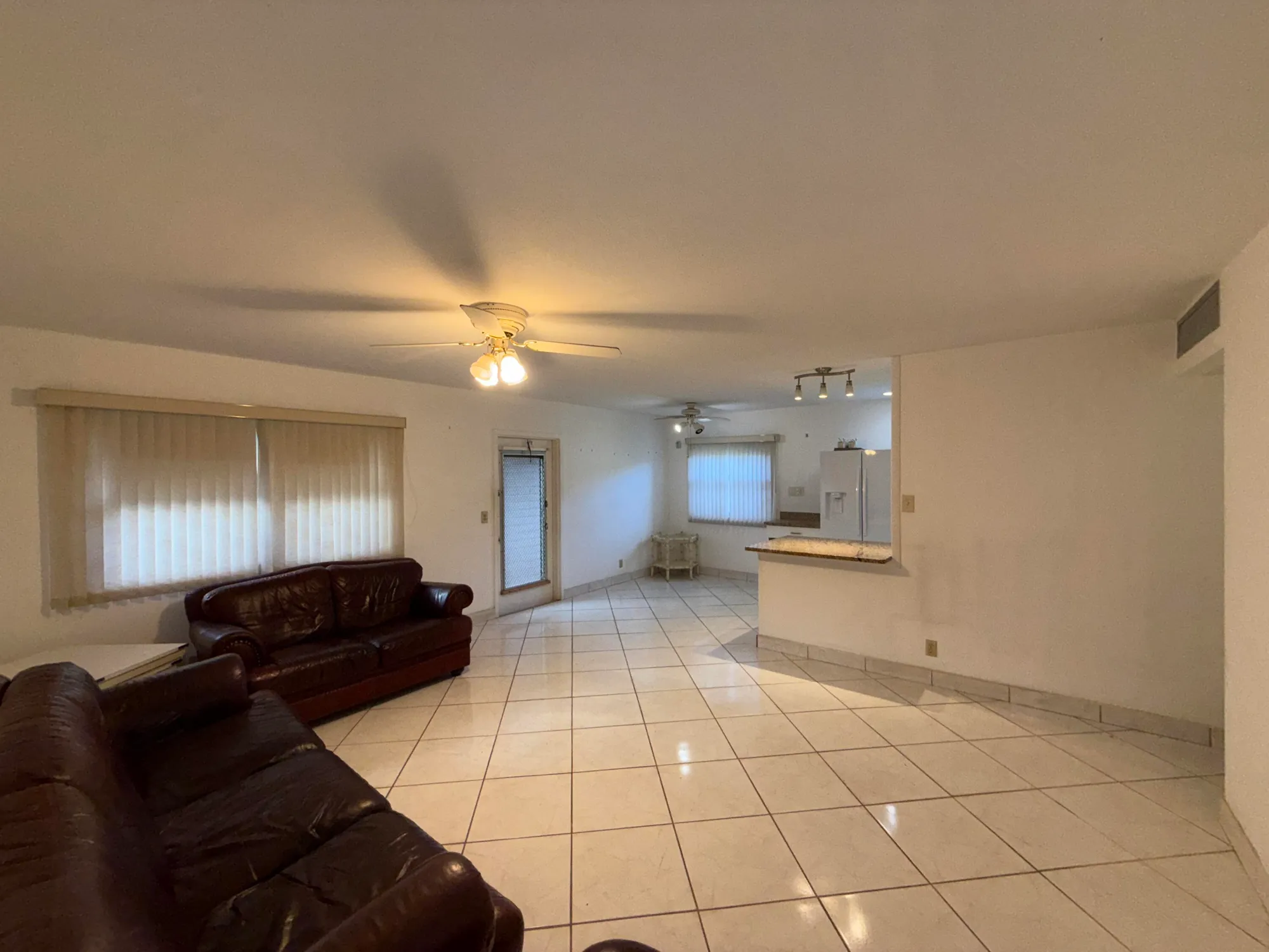 Property Slideshow image 6 of 15 | 225 seville j, Delray Beach, FL, 33446