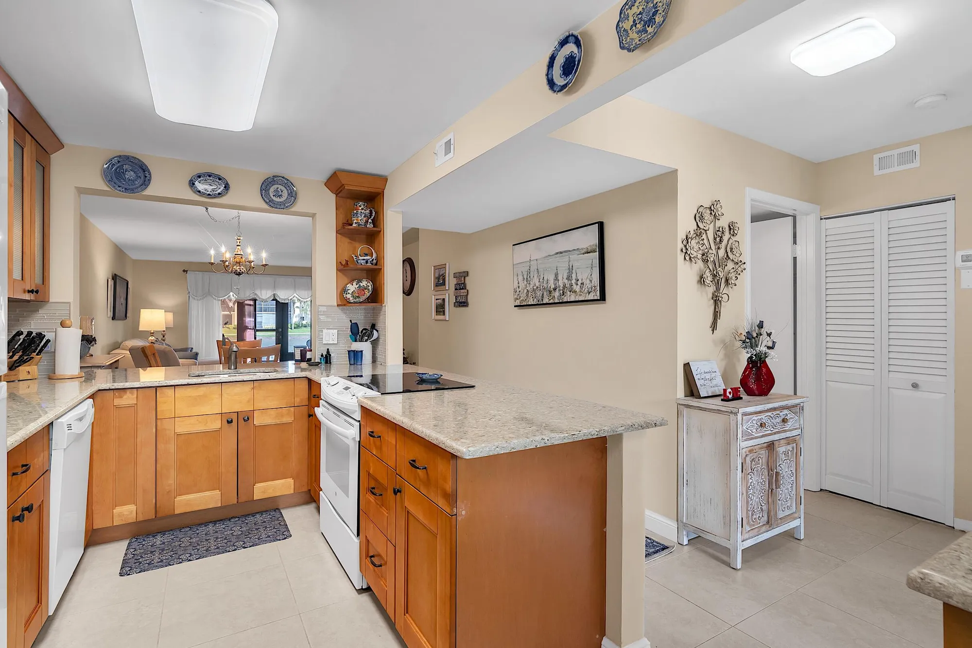 Property Slideshow image 6 of 57 | 7916 willow spring dr 1416, Lake Worth, FL, 33467