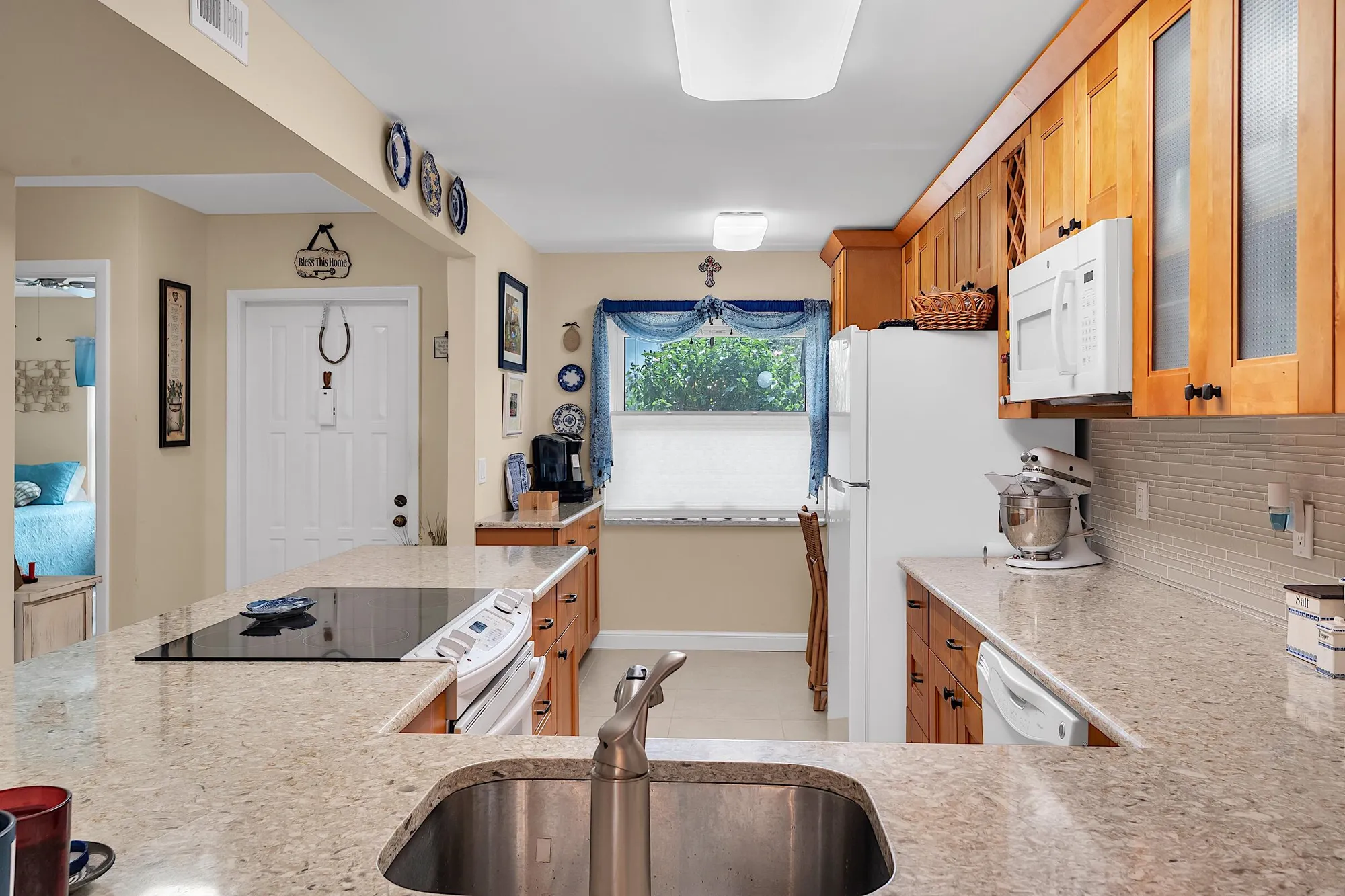 Property Slideshow image 10 of 57 | 7916 willow spring dr 1416, Lake Worth, FL, 33467