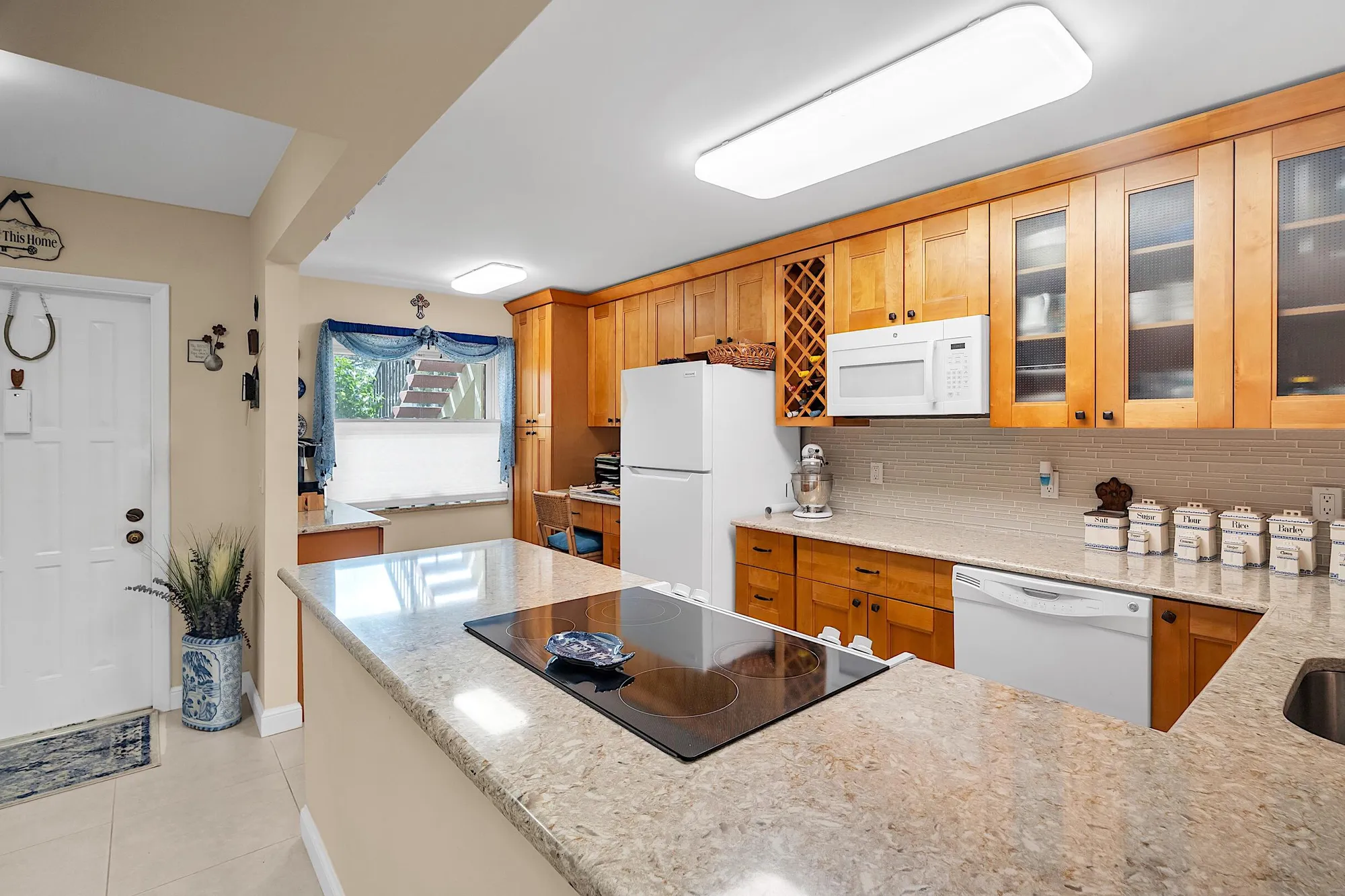 Property Slideshow image 11 of 57 | 7916 willow spring dr 1416, Lake Worth, FL, 33467