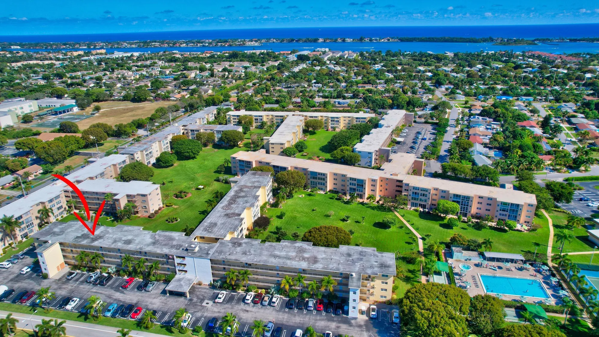 Property Slideshow image 33 of 42 | 2620 ne 1st ct 403, Boynton Beach, FL, 33435