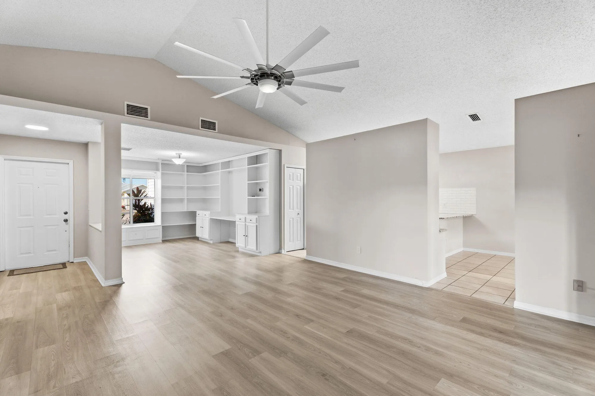 Property Slideshow image 12 of 35 | 532 paurotis ln, Fort Pierce, FL, 34982