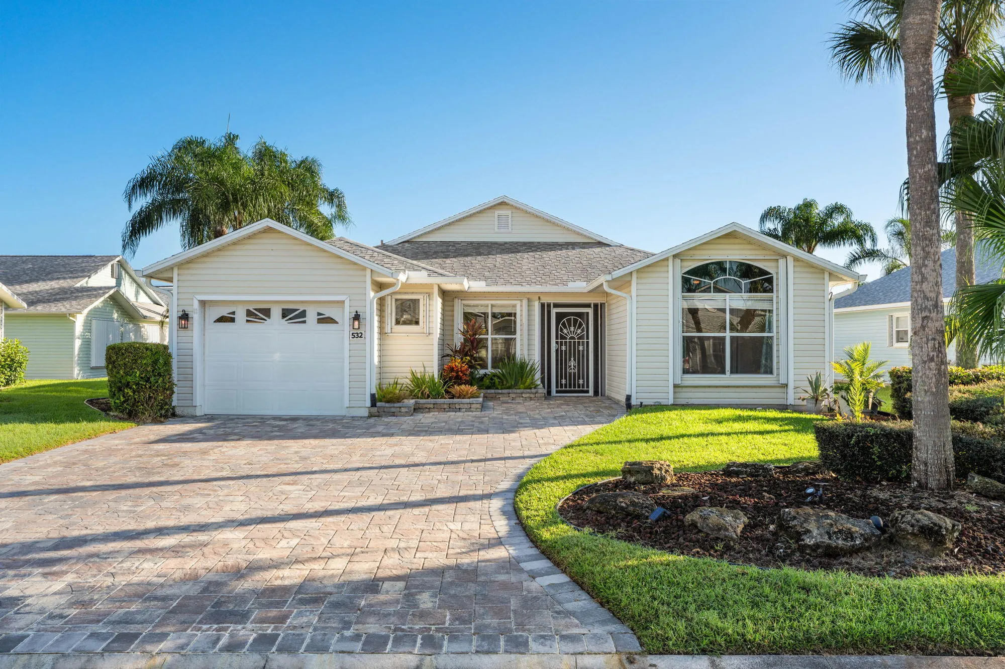 Property Slideshow image 3 of 35 | 532 paurotis ln, Fort Pierce, FL, 34982