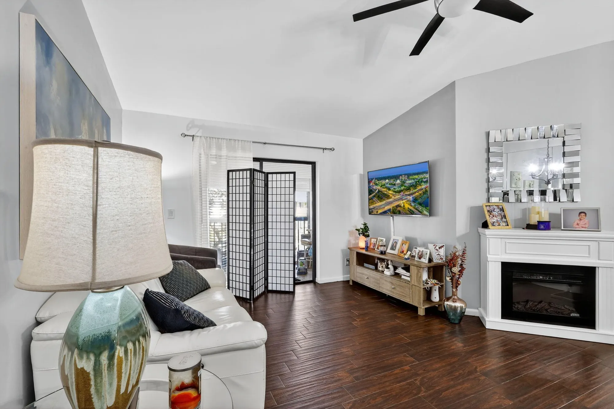 Property Slideshow image 8 of 61 | 15453 lakes of delray blvd apt 207, Delray Beach, FL, 33484