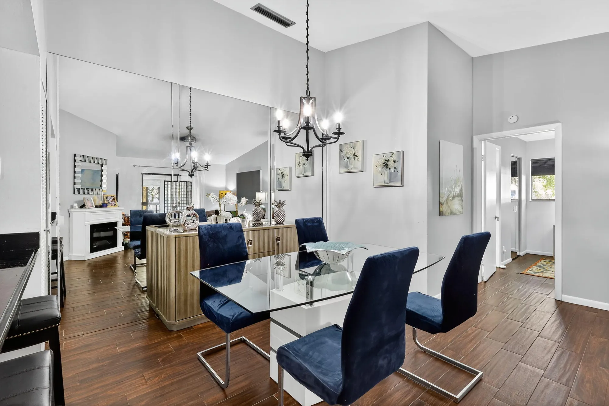 Property Slideshow image 16 of 61 | 15453 lakes of delray blvd apt 207, Delray Beach, FL, 33484