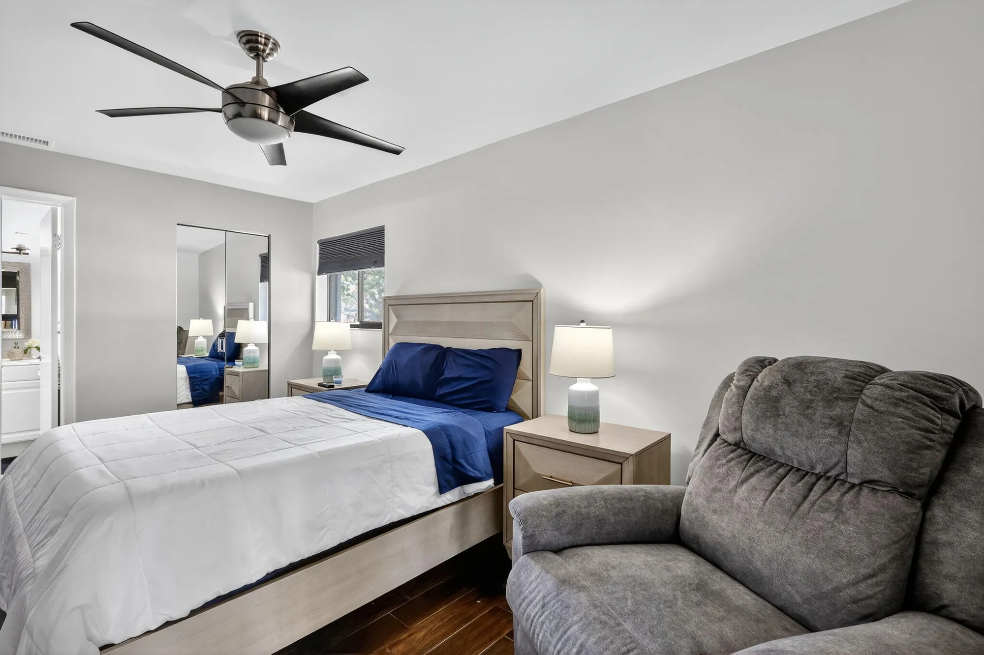 Property Slideshow image 18 of 61 | 15453 lakes of delray blvd apt 207, Delray Beach, FL, 33484