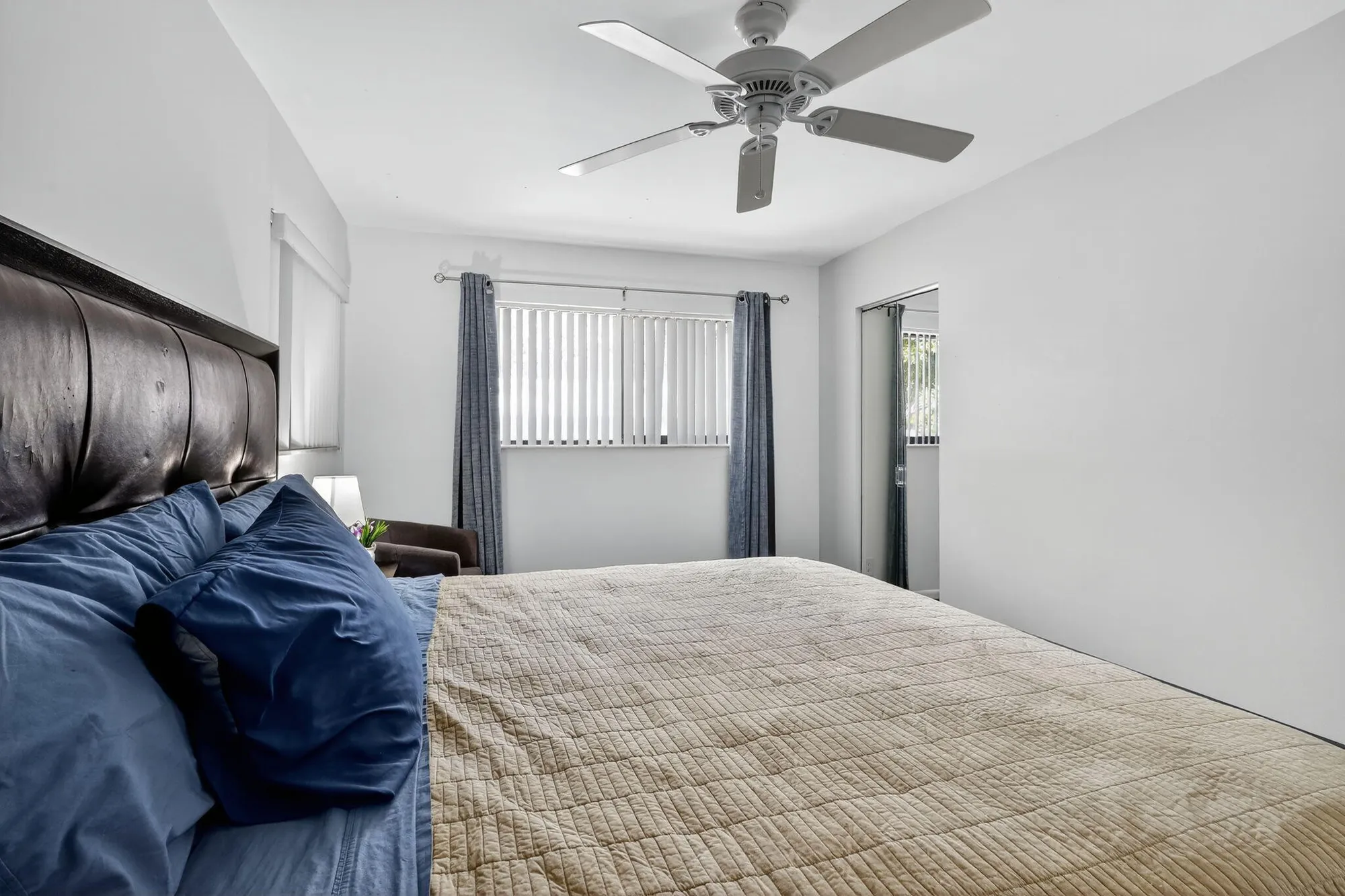 Property Slideshow image 21 of 61 | 15453 lakes of delray blvd apt 207, Delray Beach, FL, 33484